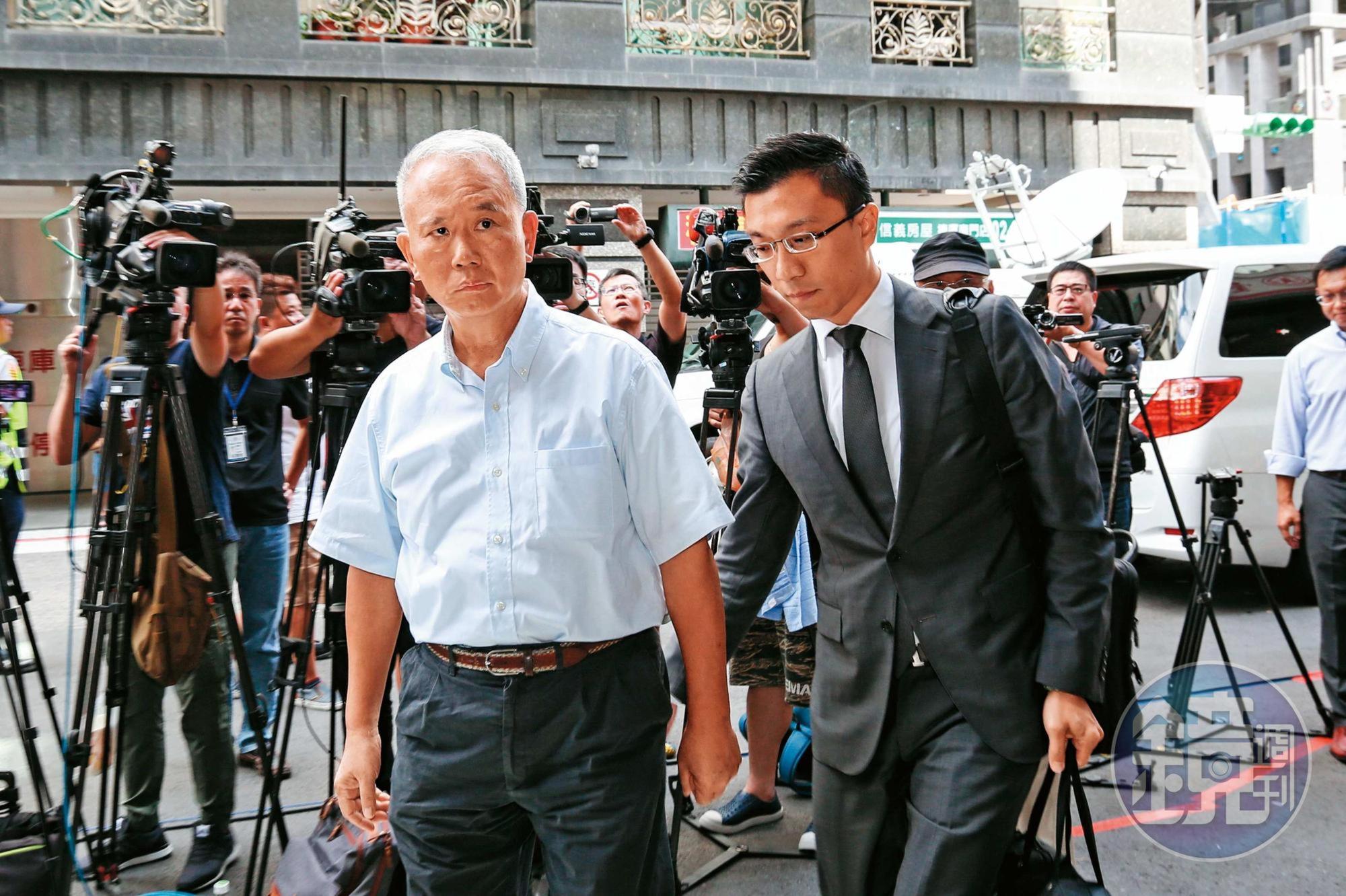 頂新公司前董事長魏應充(左)因頂新油品案遭二審判有罪,如今外媒披露新證據,有利魏的訴訟。