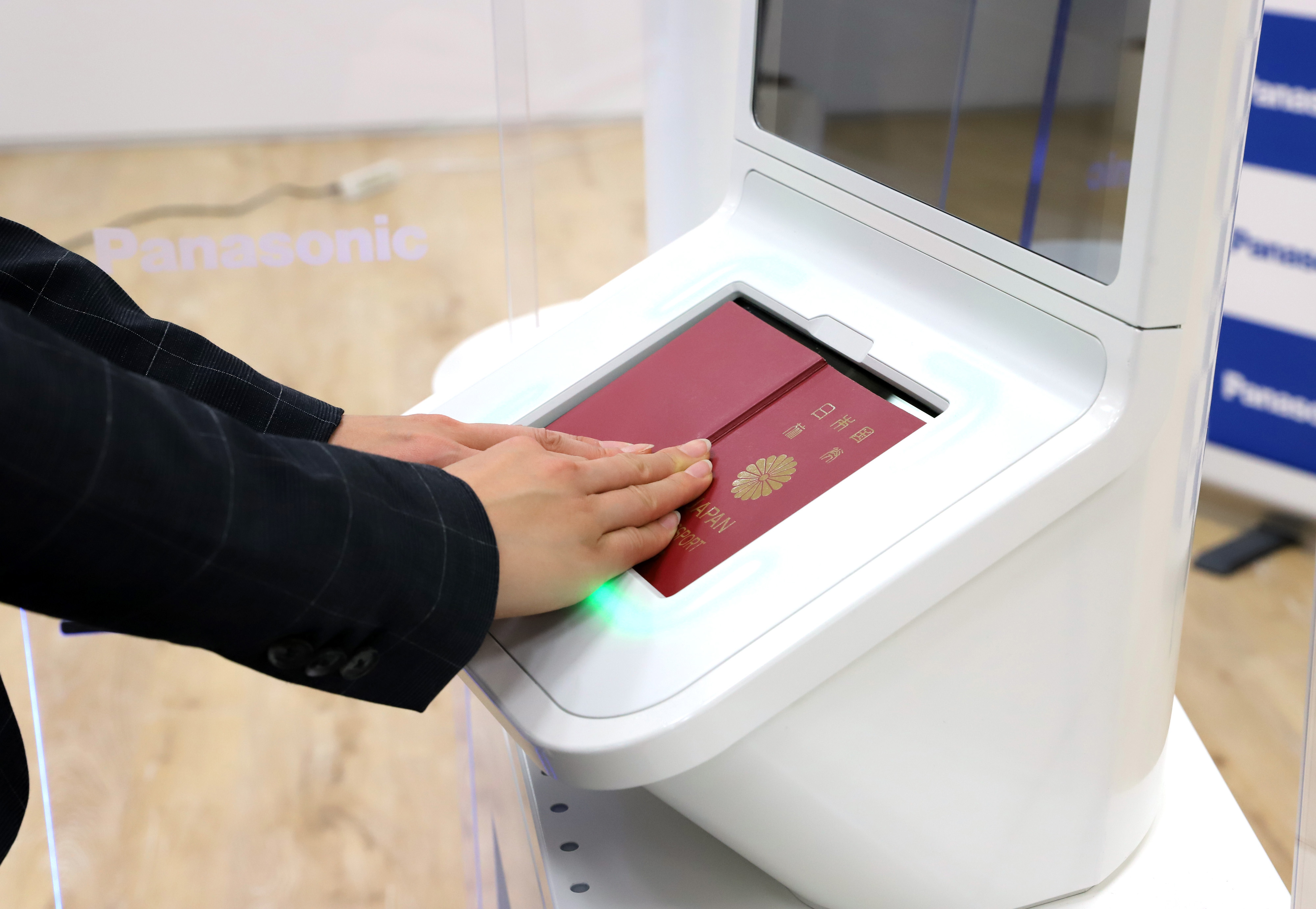 2019年全球最好用護照排名，日本以190個免簽證國蟬聯冠軍。（東方IC）