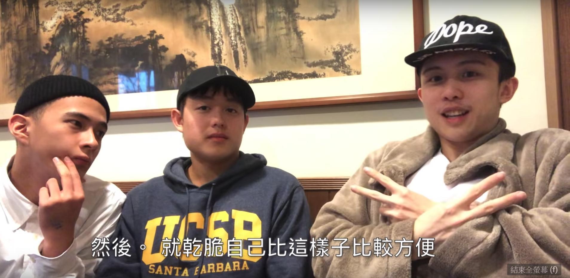 針對去年出庭時被媒體拍到,雙手反比YA的手勢與大喊「只想看動漫」等問題,孫安佐在影片最後詳細解釋。(翻攝自孫安佐YouTube)