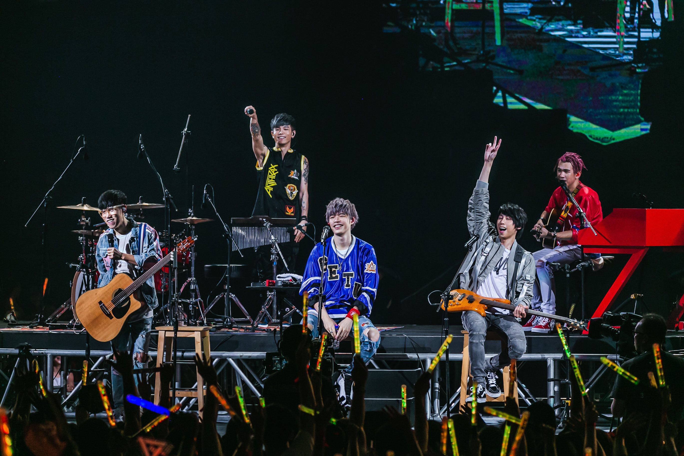 八三夭將在3月唱進高雄巨蛋，要把台北場沒跳滿的熱情用在高雄場。 （JUST LIVE就是現場提供）