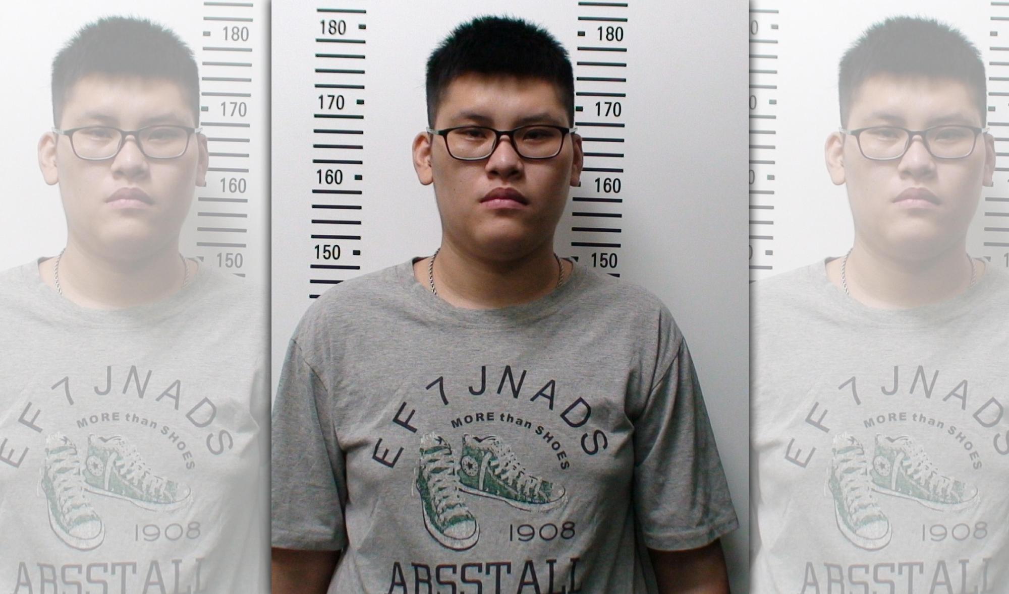 潘姓性侵犯破壞電子腳鐐後逃逸，刑事局公佈長相特徵。（警方提供）