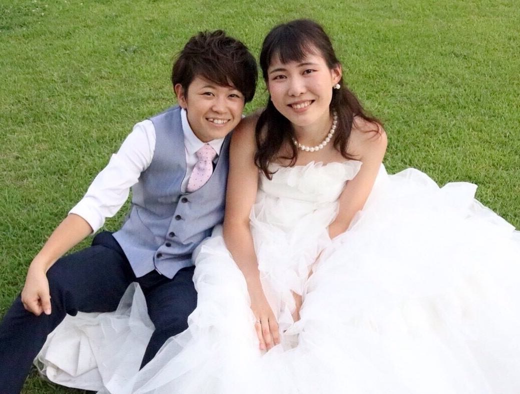 日本有一對女同志伴侶將環遊世界，並在25個同性婚姻獲得批准的國家拍攝婚紗照。（翻攝自loveislove.japan IG）