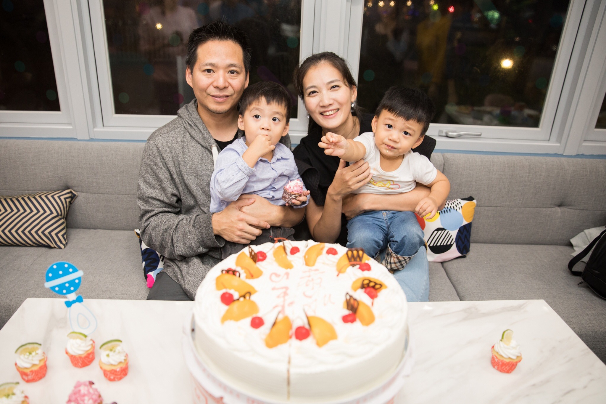 李培禎一家四口十分幸福。（艾迪昇提供）