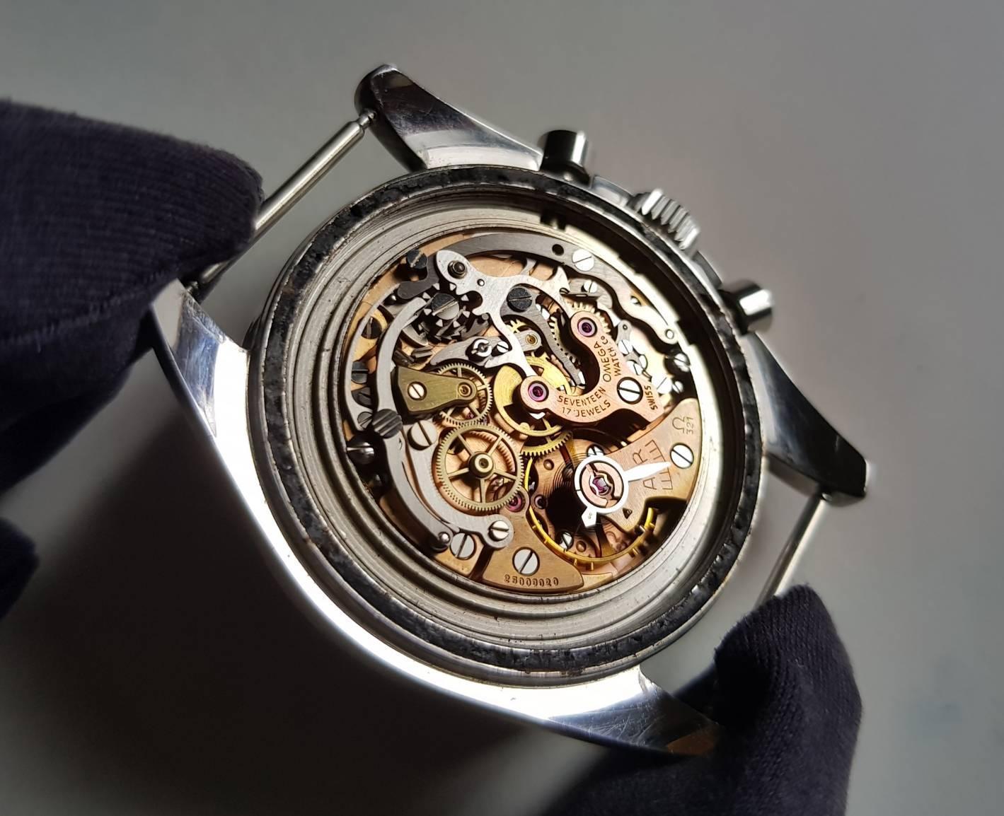 321機芯為手上鏈，除了為18000振頻，具備螺絲平衡擺輪、導柱輪裝置，還是紅肉機芯，而這些特色都將重現在新復刻的321機芯上。（照片曾士昕提供）