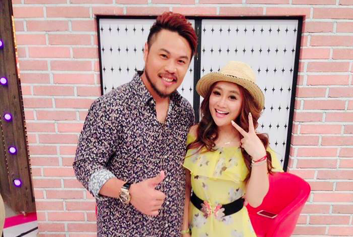 陳致遠因假球案退出職棒，和老婆林秀琴當通告咖賺錢。（翻攝自陳致遠臉書）