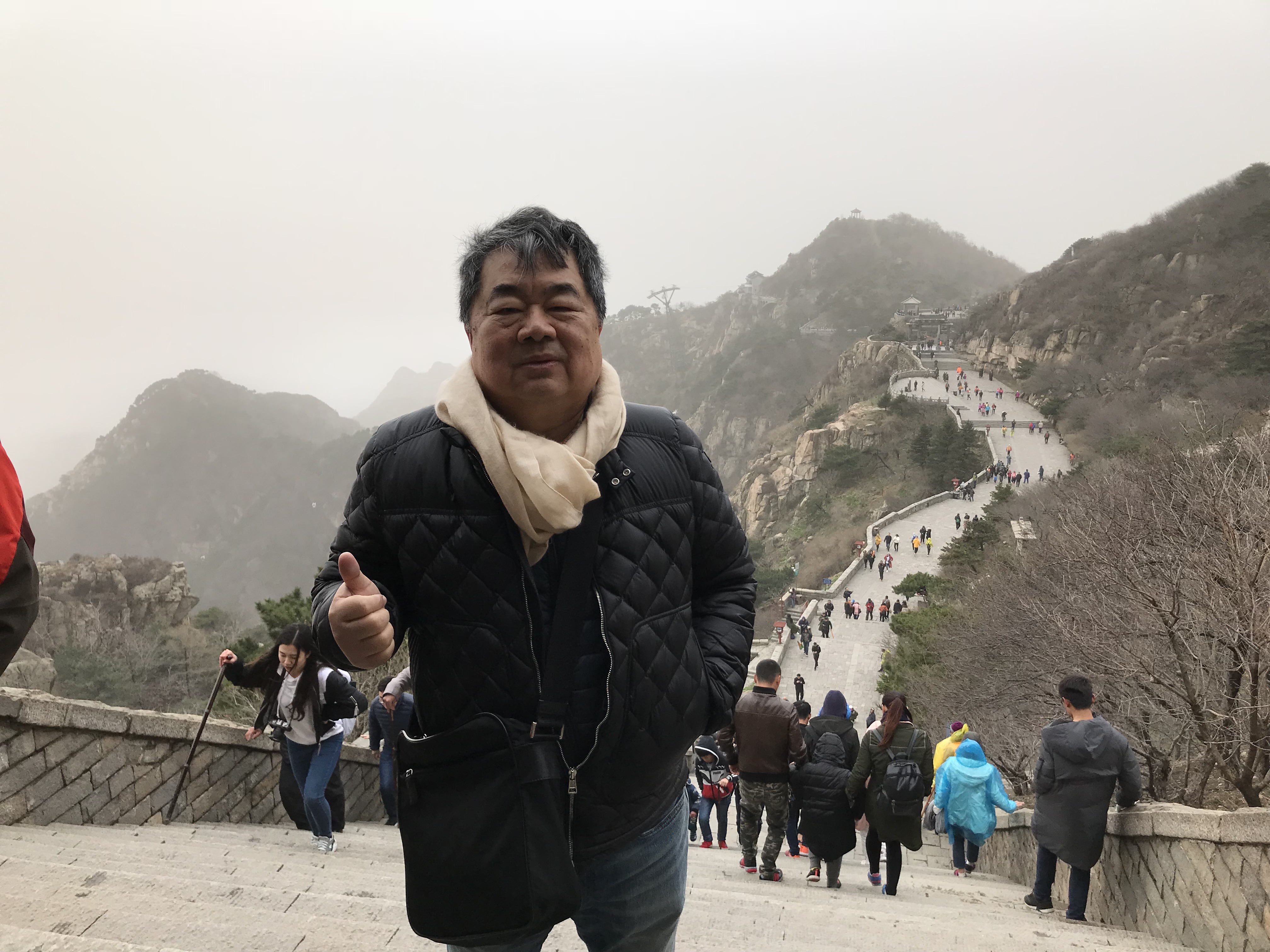這幾年公司狀況穩定，許順富會利用連假與家人一起參加公司行程，四處走走看看。（許順富提供）