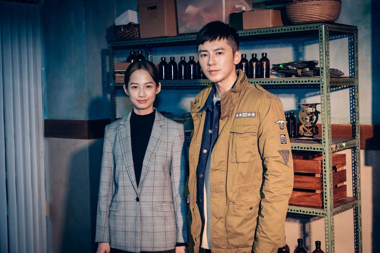 李國毅（右）、簡嫚書主演的《靈異街11號》，是劉于遜開發獲優良劇本的作品。（LINE TV提供）