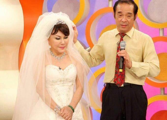 資深藝人澎澎的夫婿洪信煌，上週二在家中看電視時，突然心肌梗塞過世，享年69歲。（澎澎提供）