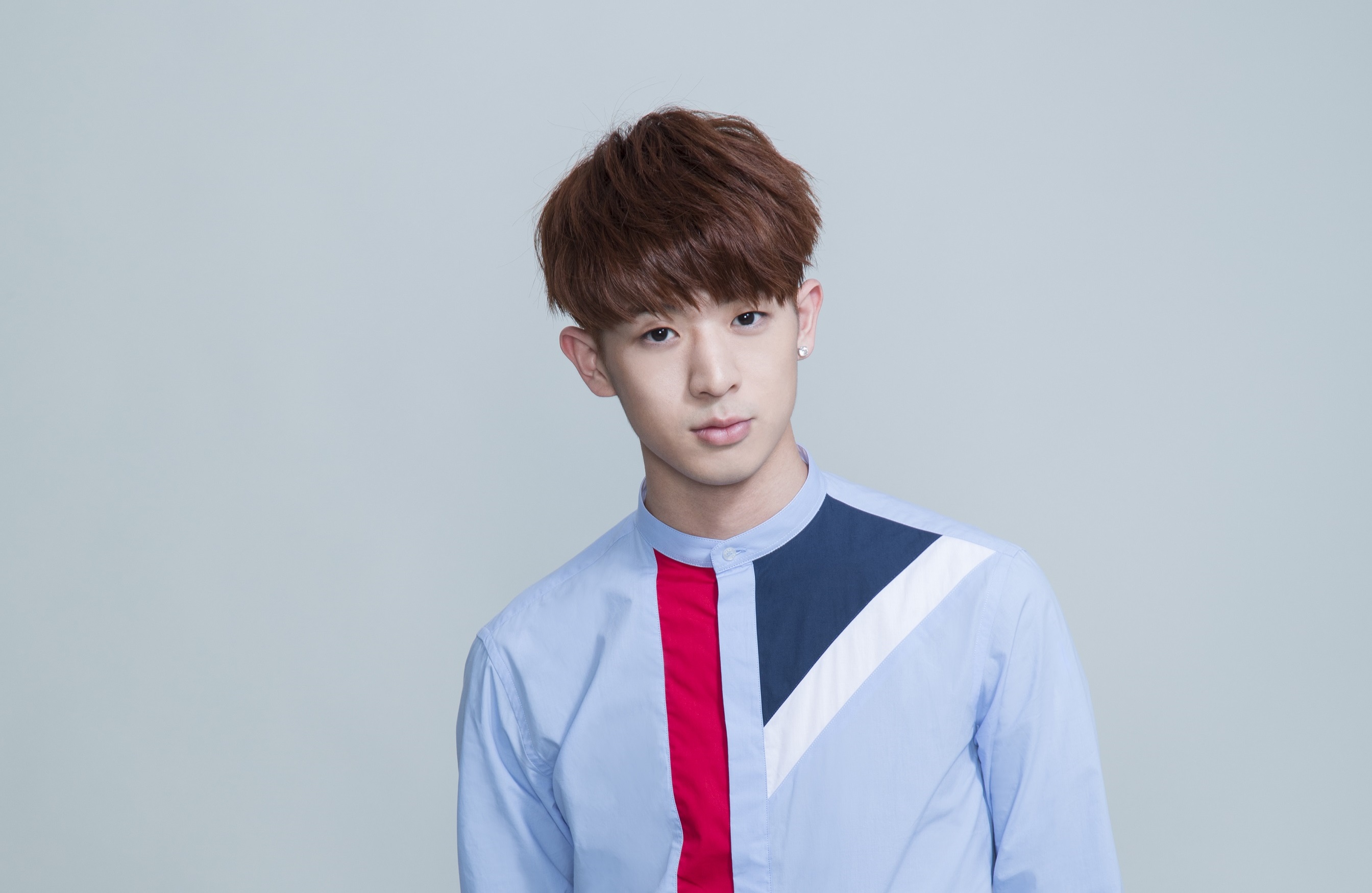 林亭翰農曆年後將入伍，先交出新作品〈支配者〉展現霸氣一面。（青田音樂提供）