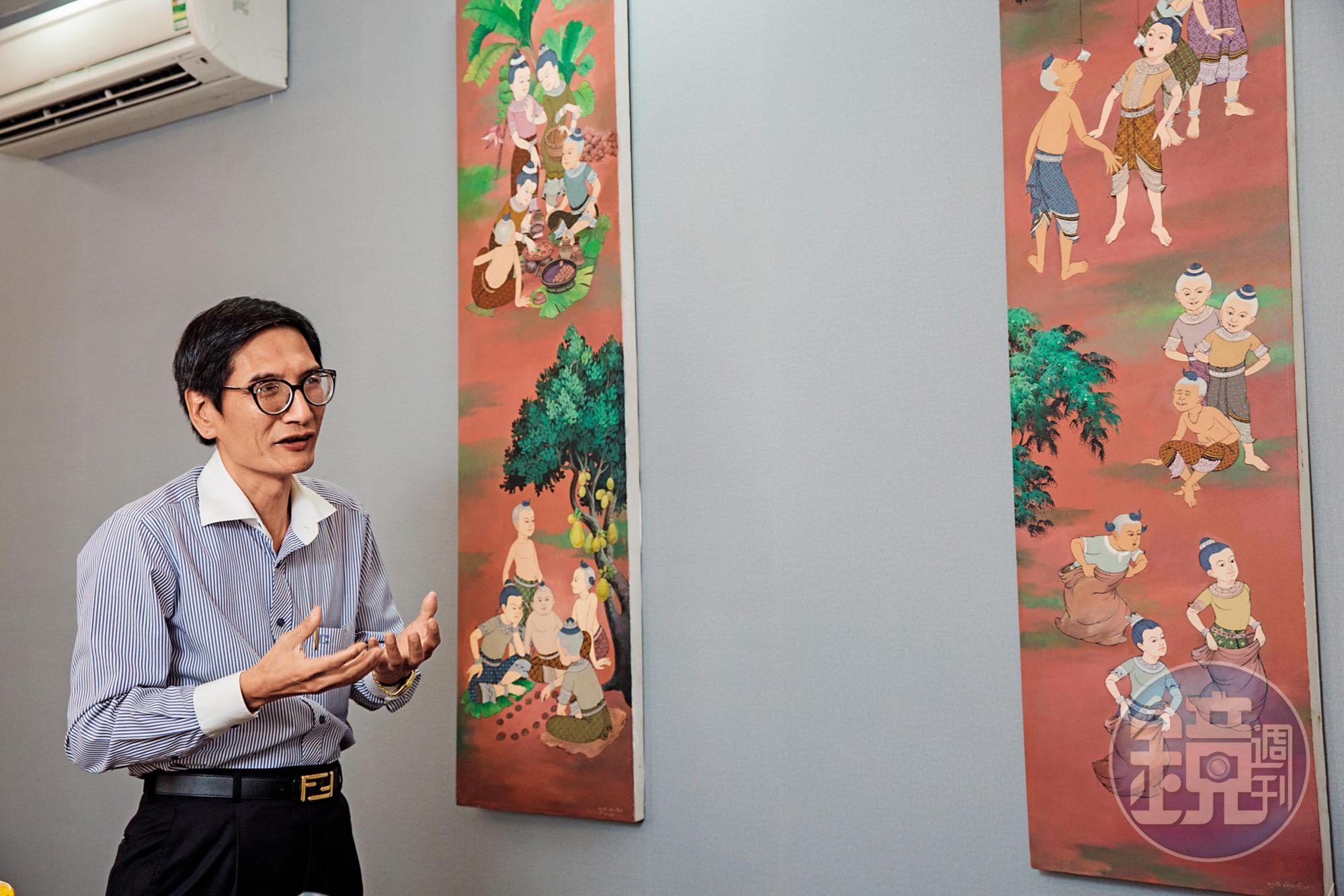 戴朝榮指著會議室內一幅小孩嬉鬧圖說，他最巴望第一名模林志玲快點結婚。