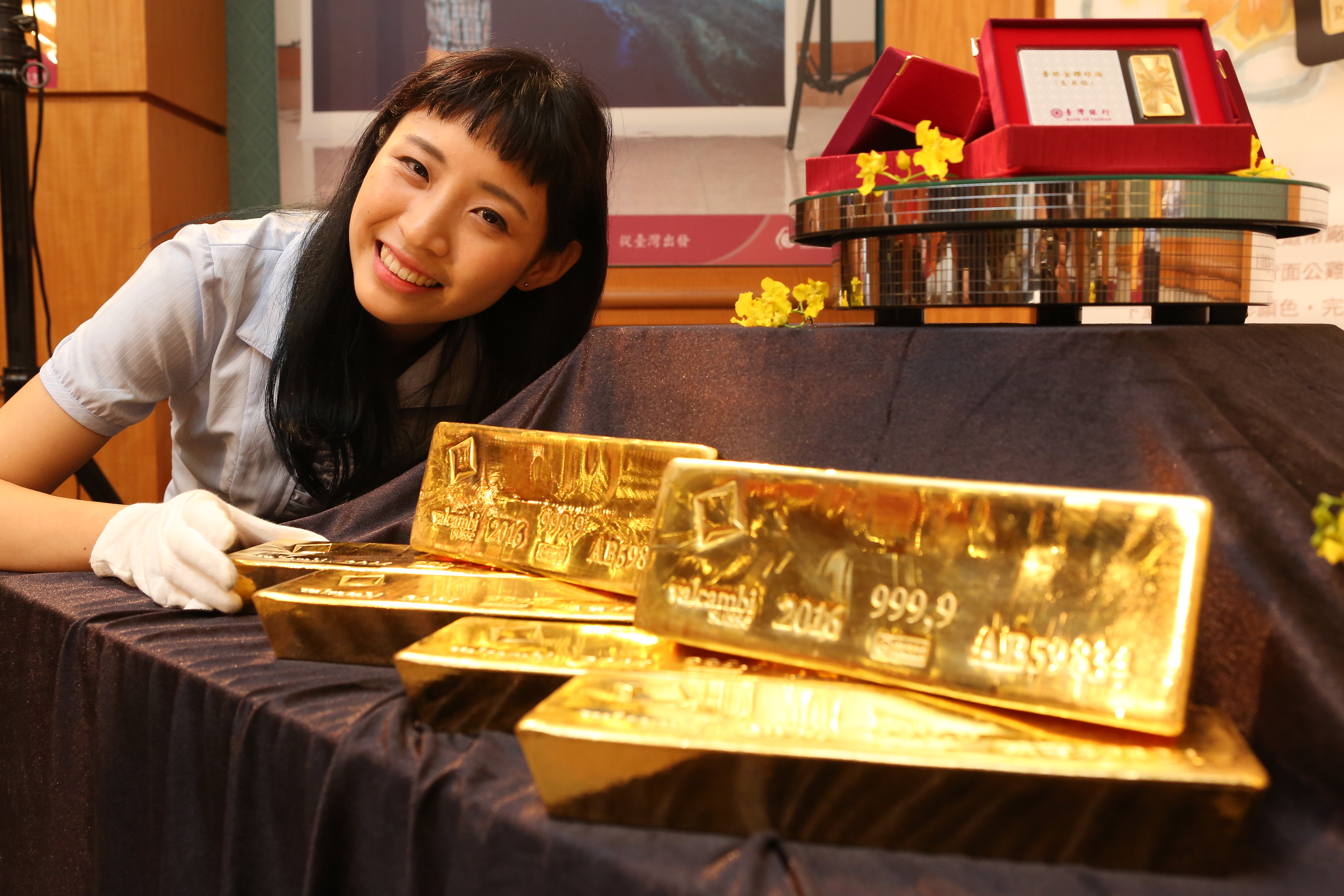 市場專家對今年金價普遍樂觀看待，甚至上看每盎司1,500美元。