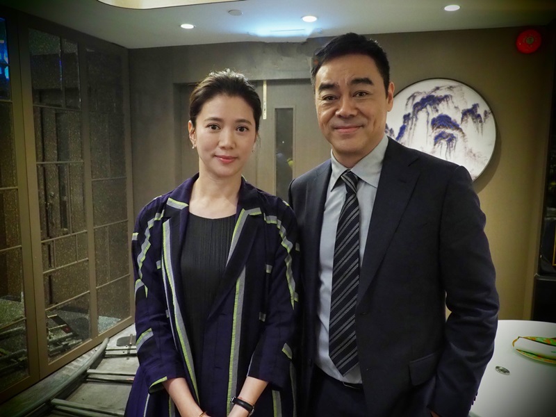 袁詠儀與劉青雲是港片裡的經典CP組合，多年後再見難得的同框。（華映提供）