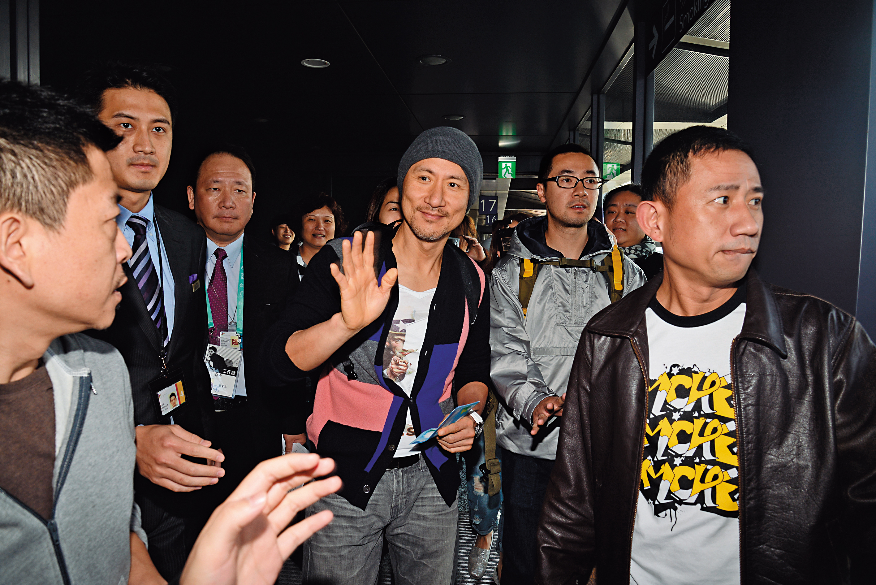 曾經歷過事業低潮、酗酒度日，張學友（右三）面對歌迷不離不棄心懷感激，造就他一直以來的親民作風。（東方IC）