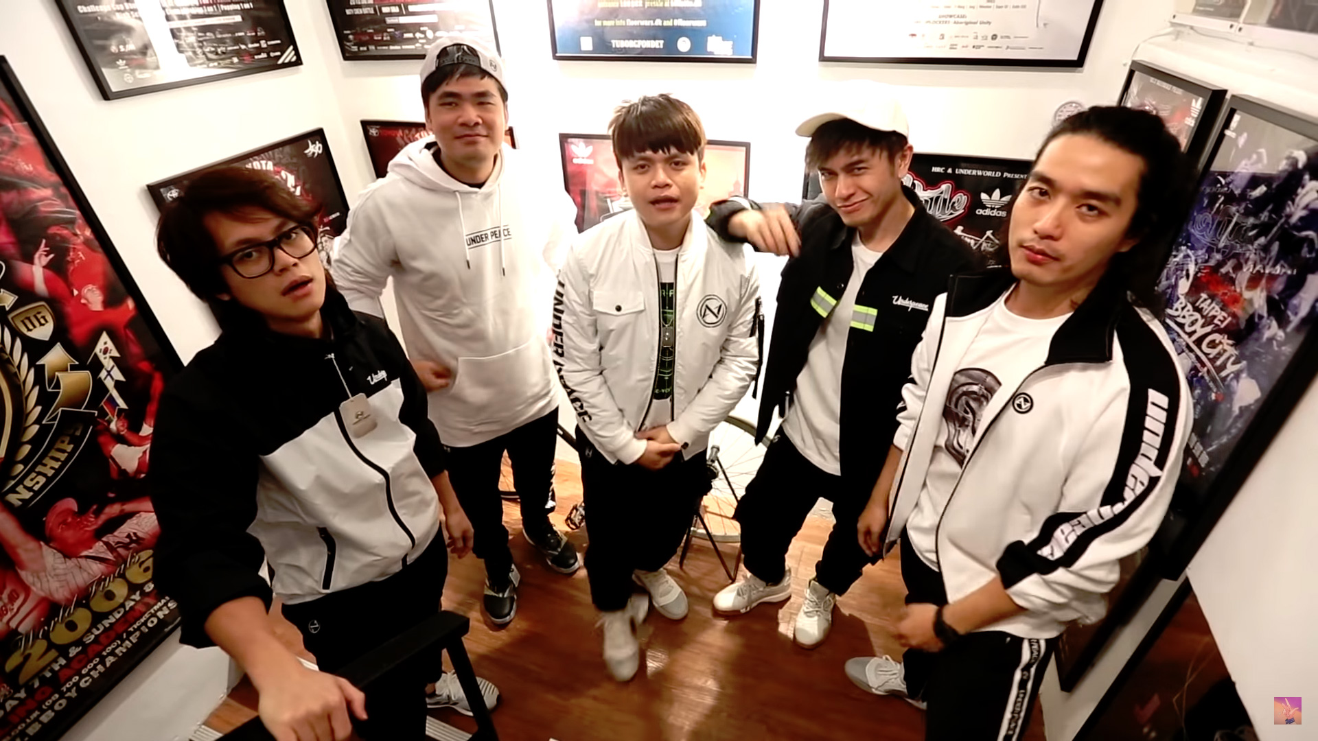 蔡阿嘎強調「七月半」樂團絕對是認真的，他們還有一個金曲獎的夢。（翻攝自七月半Youtube頻道）