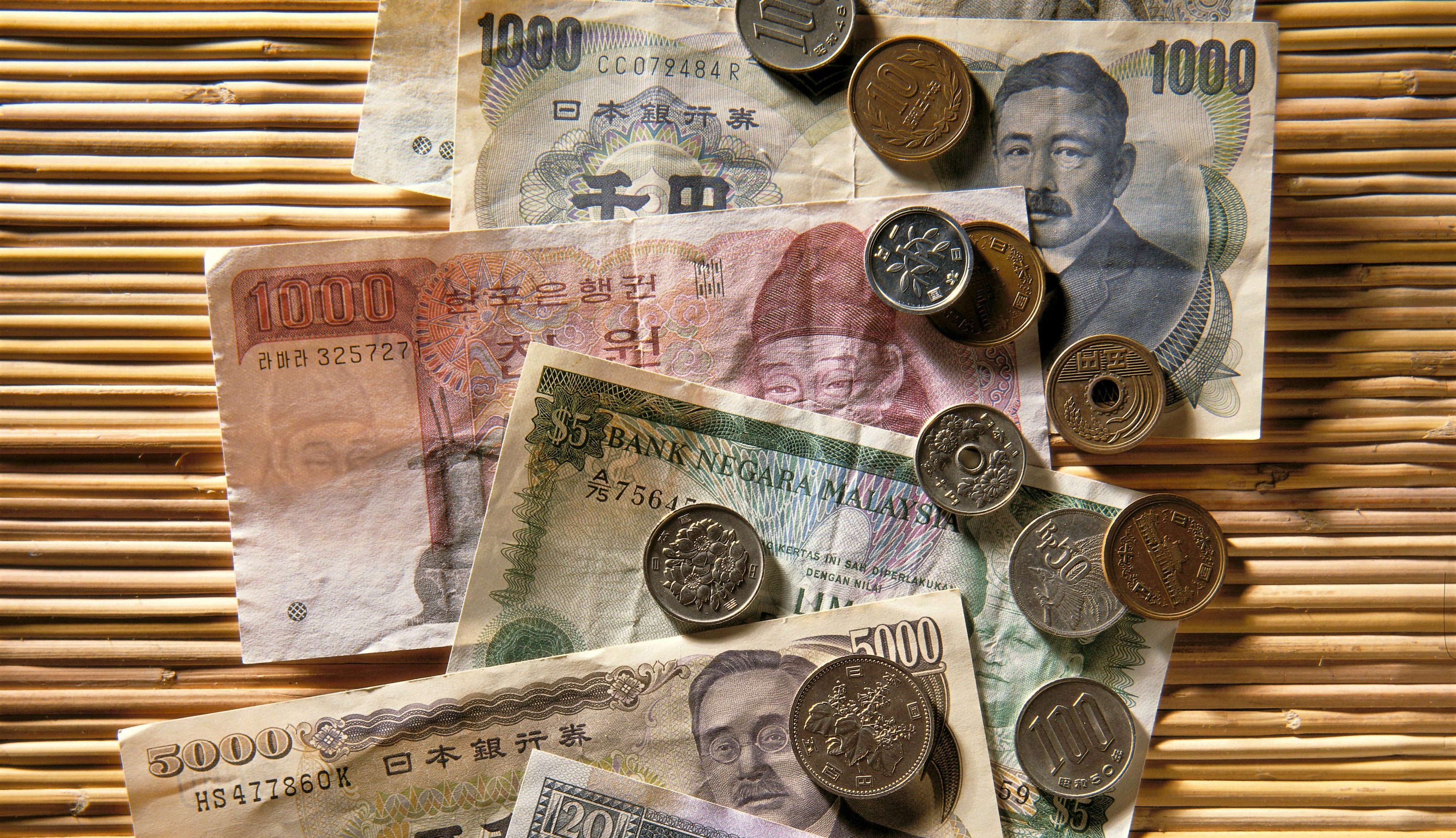 日人對現金情有獨鍾。（東方IC）