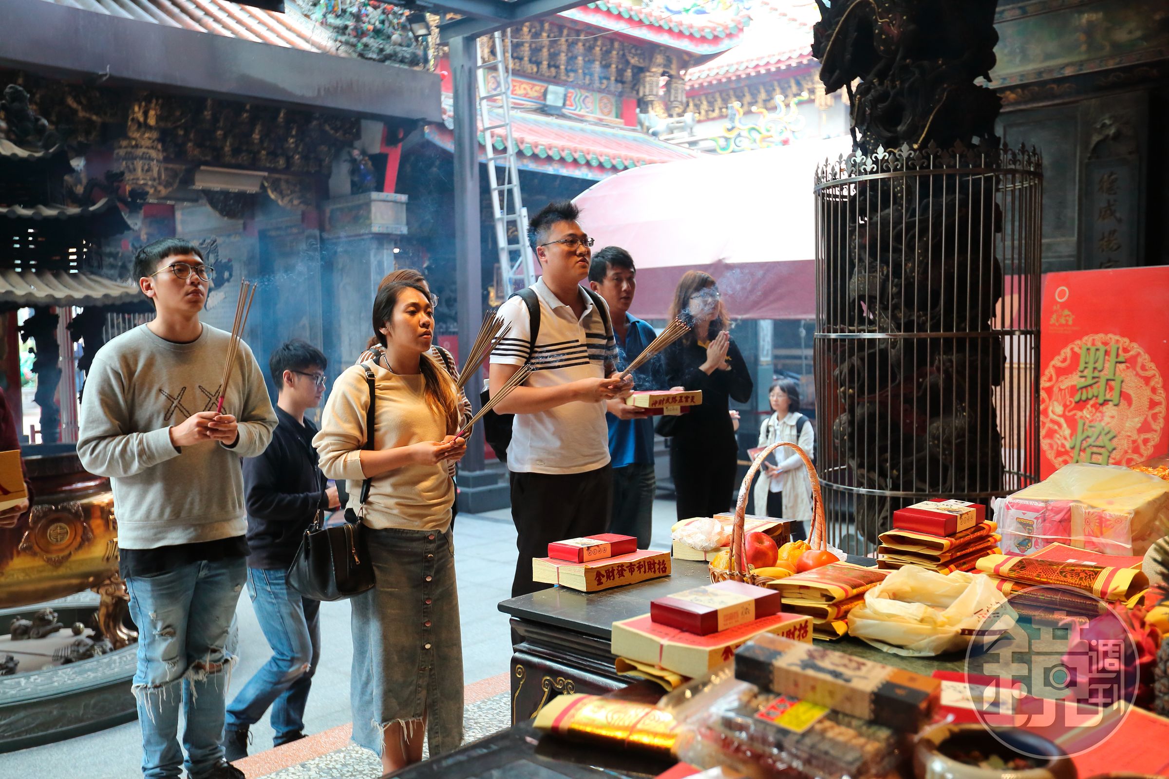 武德宮內殿不敬供牲禮葷食，切記不要以生肉生蛋祭祀黑虎將軍。