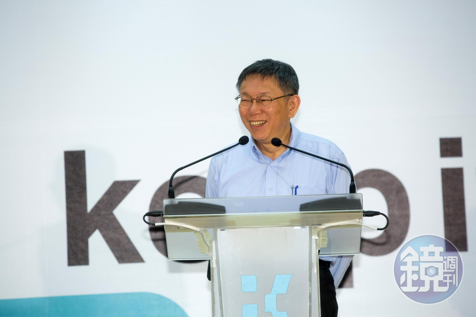 台北市長柯文哲選2020總統聲勢高漲，作家苦苓點出「4個沒有」認為他不適合選總統。（本刊資料照）