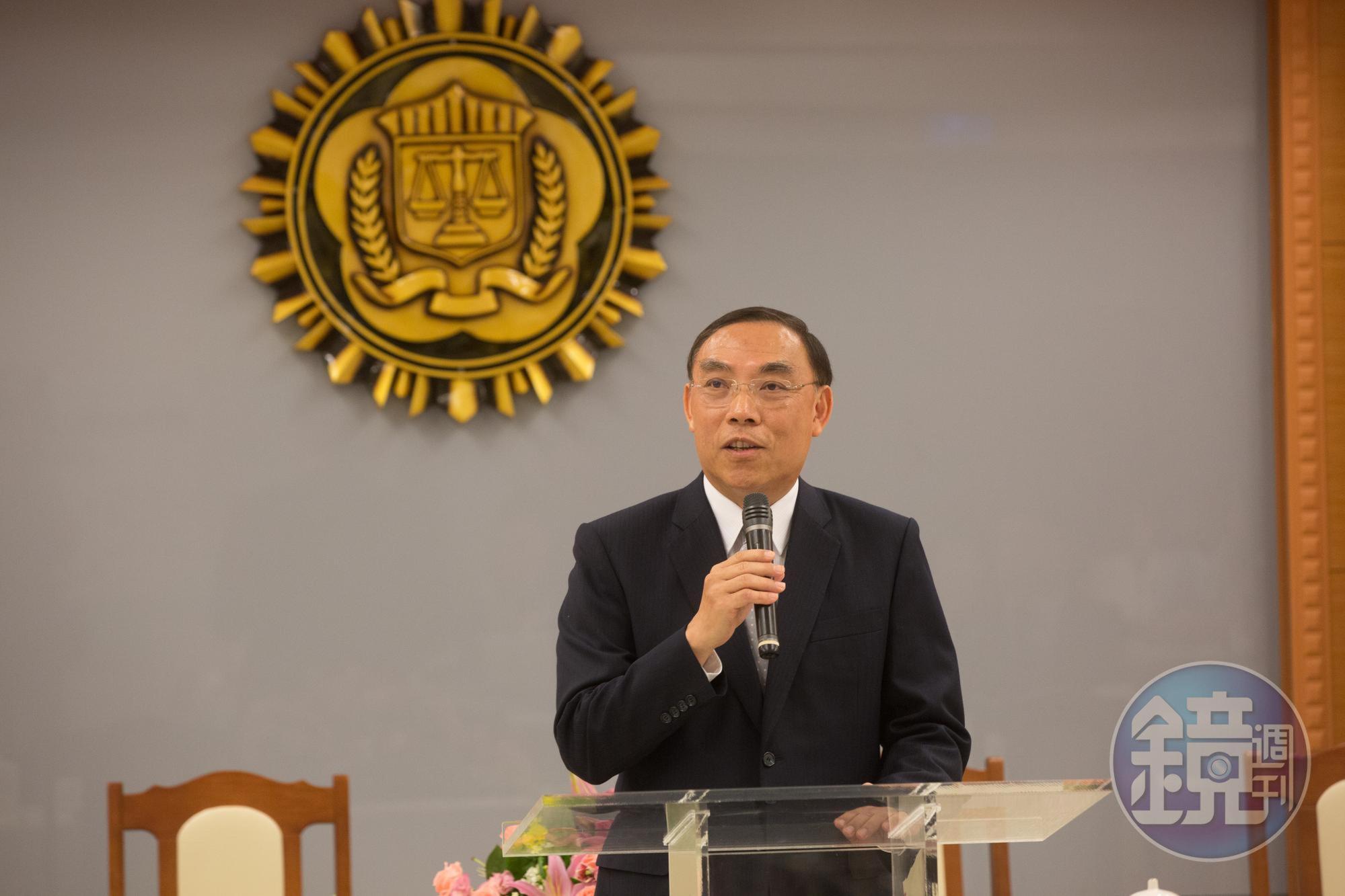 蔡清祥在行政院長蘇貞昌上台後，進行首波重大檢察長人事調動。