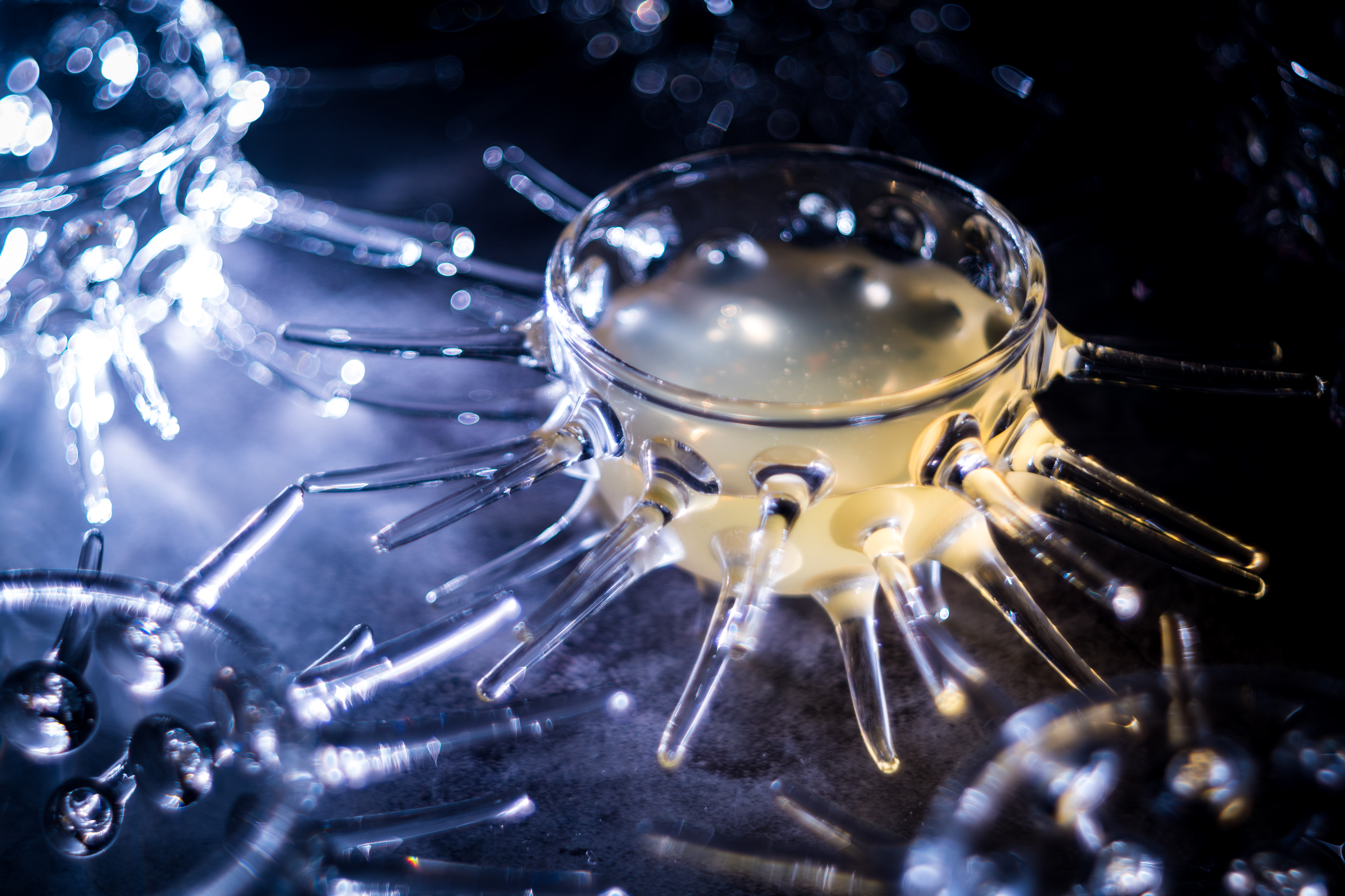 裝在戲劇化杯子的「Japan」，甜香青蘋果裡透著紫蘇清香。（500元／份）