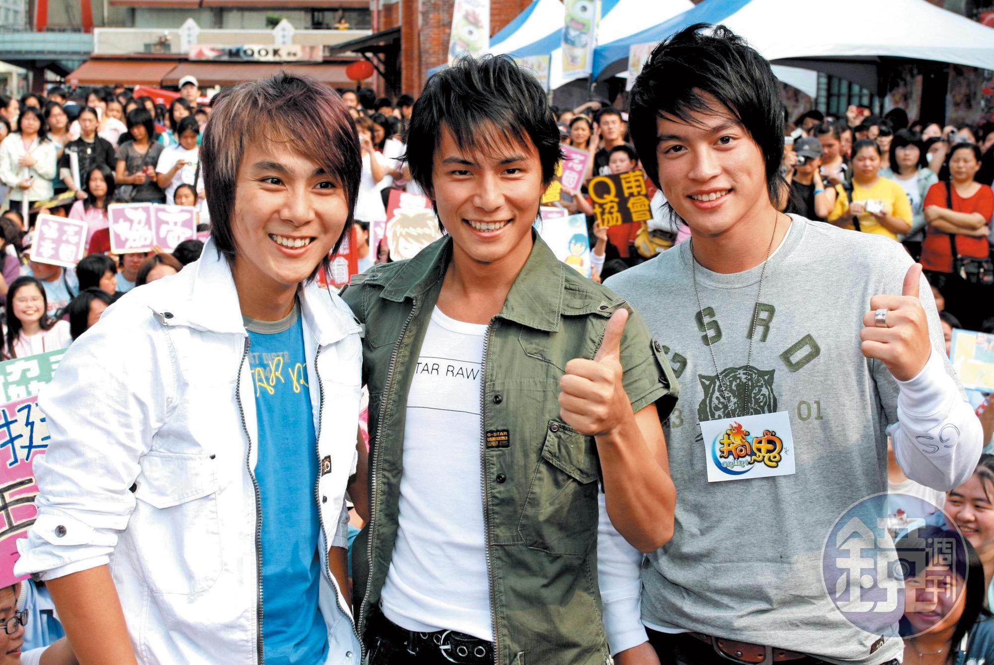 14年前5566出席代言活動,就只有王仁甫(左起)、孫協志、許孟哲亮相。(東方IC)