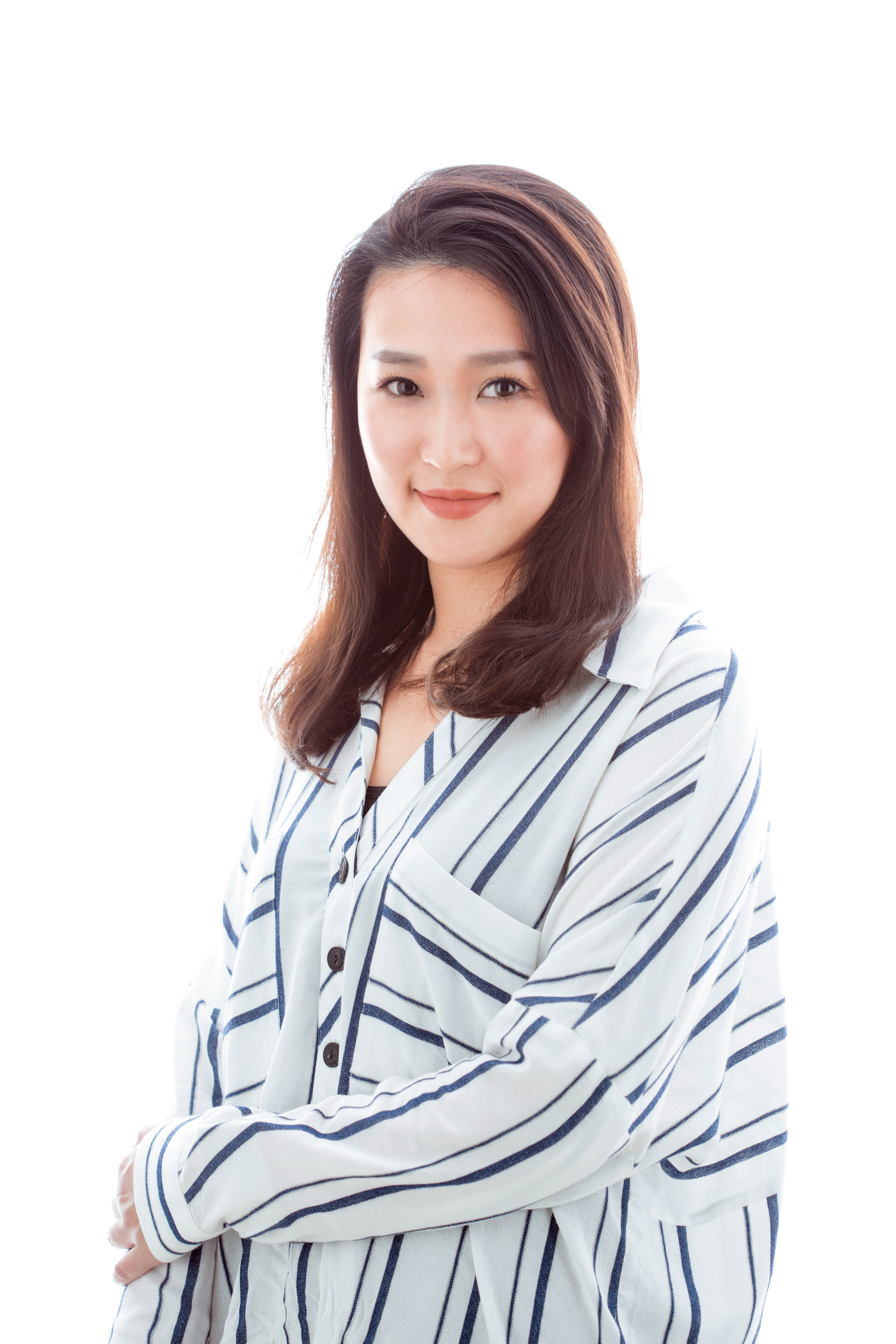 達人專家 Misa老師有10年彩妝資歷,現為吉麗絲朵美容教育老師。