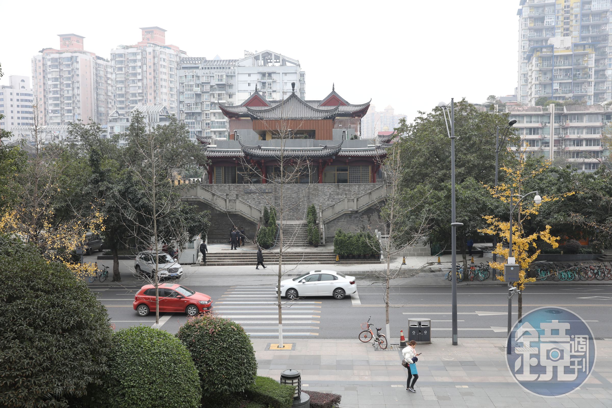 安順廊橋現在已經變身為江振誠主理的「廊橋The Bridge」餐廳與酒吧。