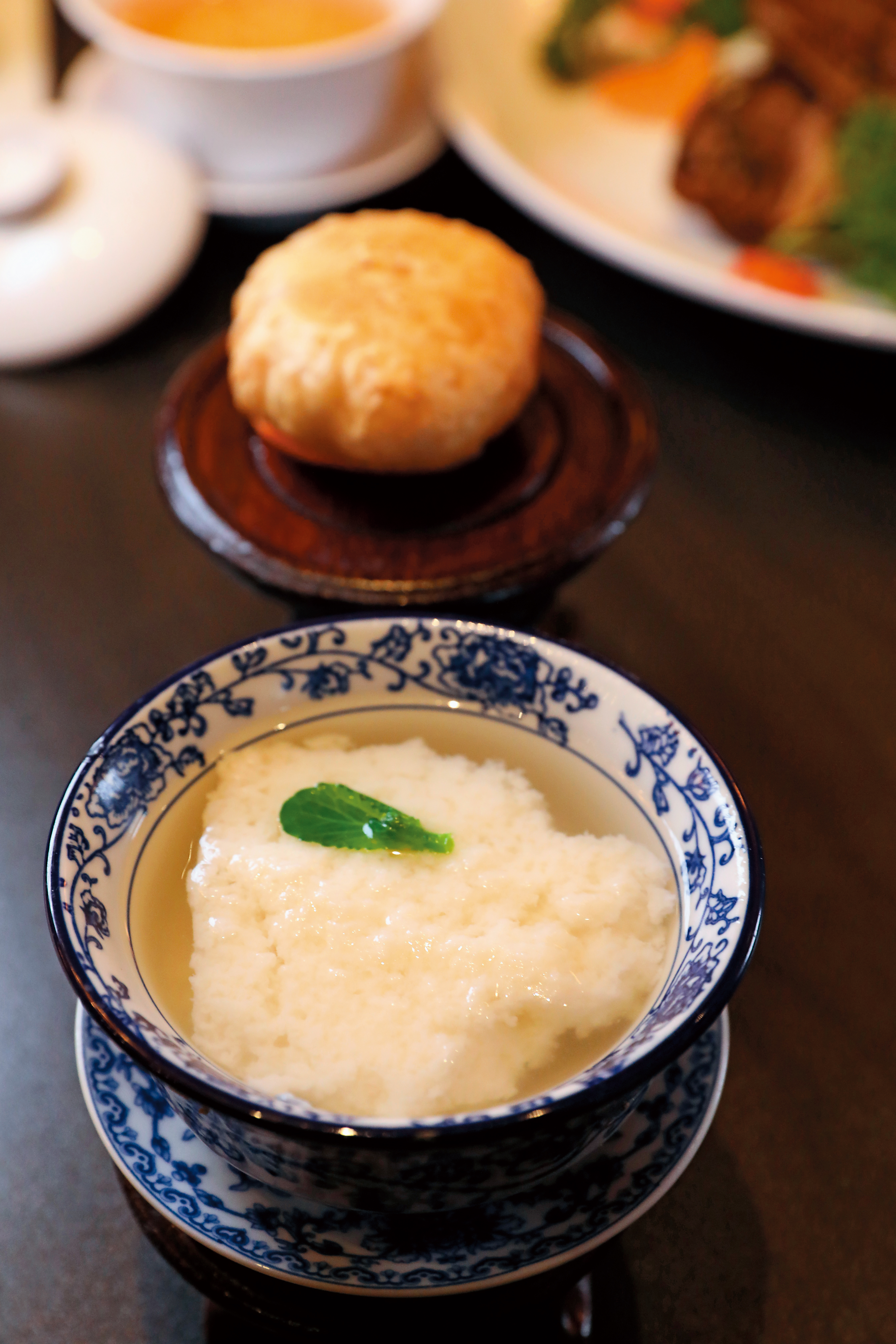 製作過程超費工的「雞豆花與牛肉鍋盔」，並非隨處可見。（人民幣69元／份，約NT$309）