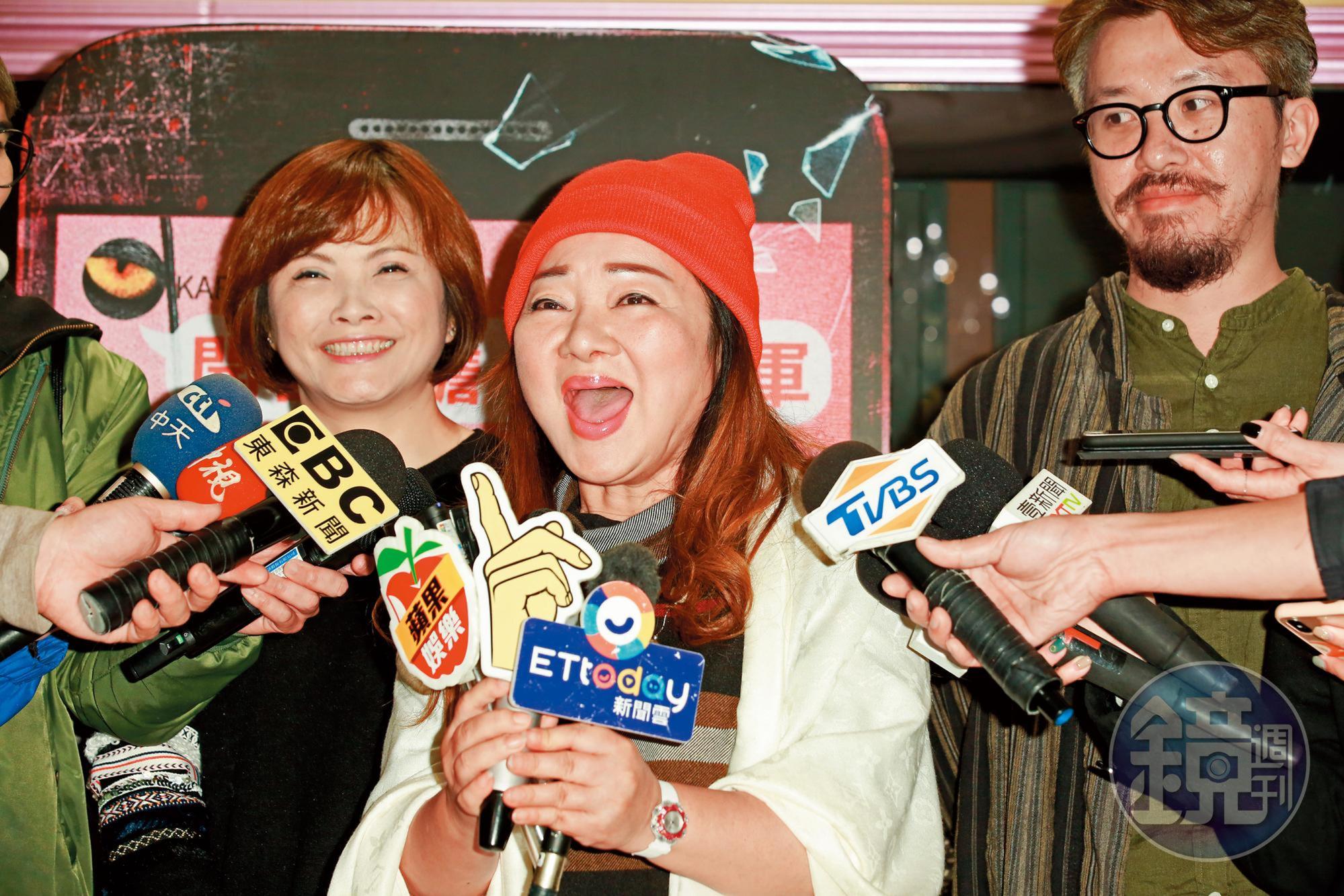 當年尊重成龍的言論自由，如今白冰冰（網稱Tw ice，是「台灣冰」不是韓國女團Twice）出席《玩命貼圖》的媒體採訪，自己的作品接連被酸民吐槽。