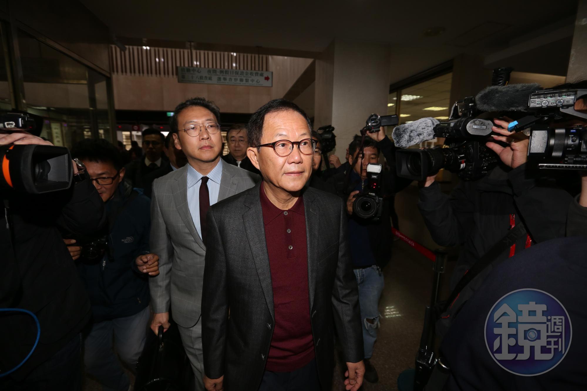 台北市長參選人丁守中驗票結果出爐，但也傳出負責驗票的北院林姓書記官過勞因病過世，丁守中律師王寶蒞表示該名書記官過世與訴訟無關。