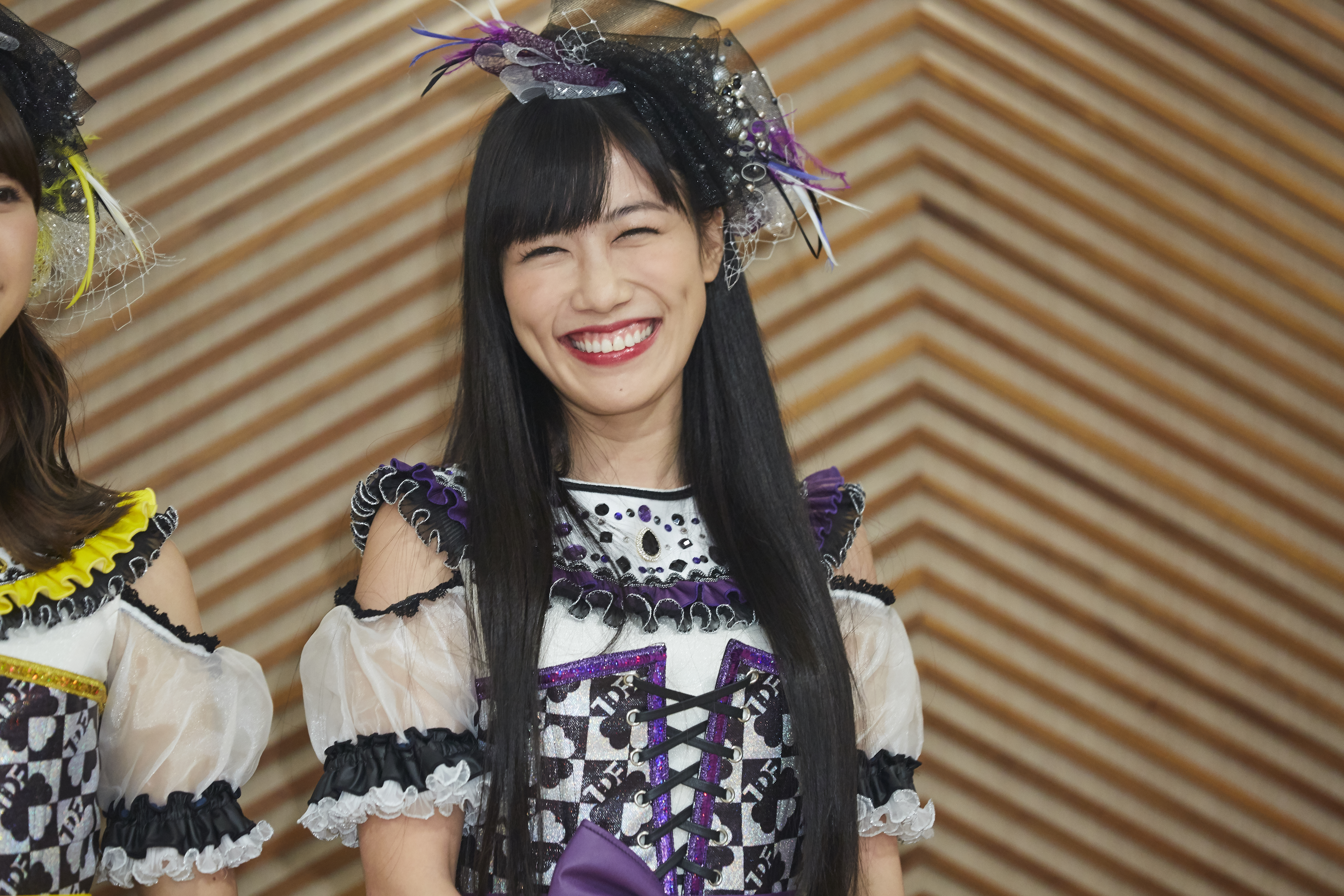 高城蕾妮私下也愛紫色，她笑說：「這輩子要跟紫色共度人生了。」