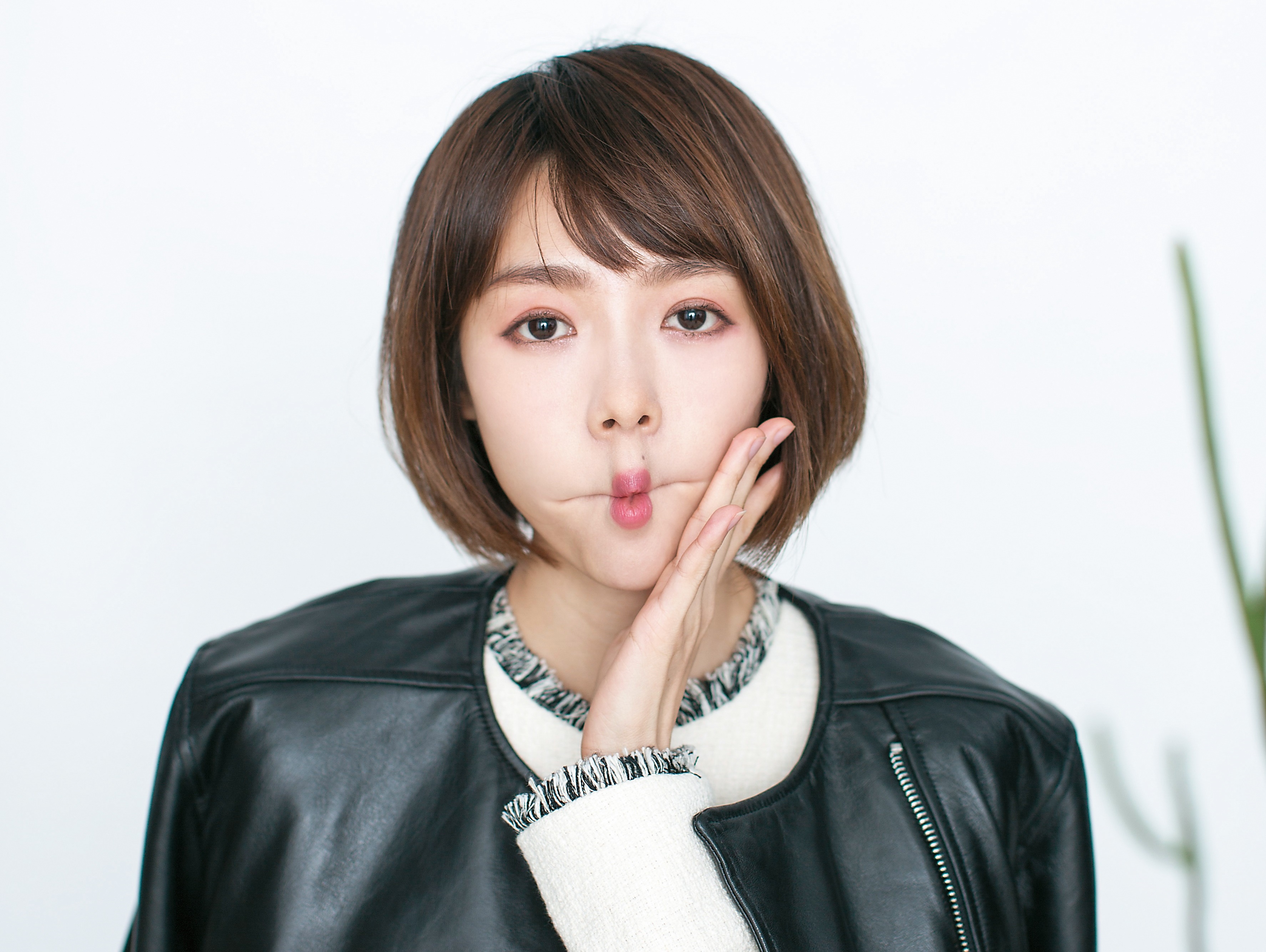 對於這個從Instagram崛起的世代而言，美麗與搞怪是可以同時並存的，在林明禎身上，這些都不矛盾。