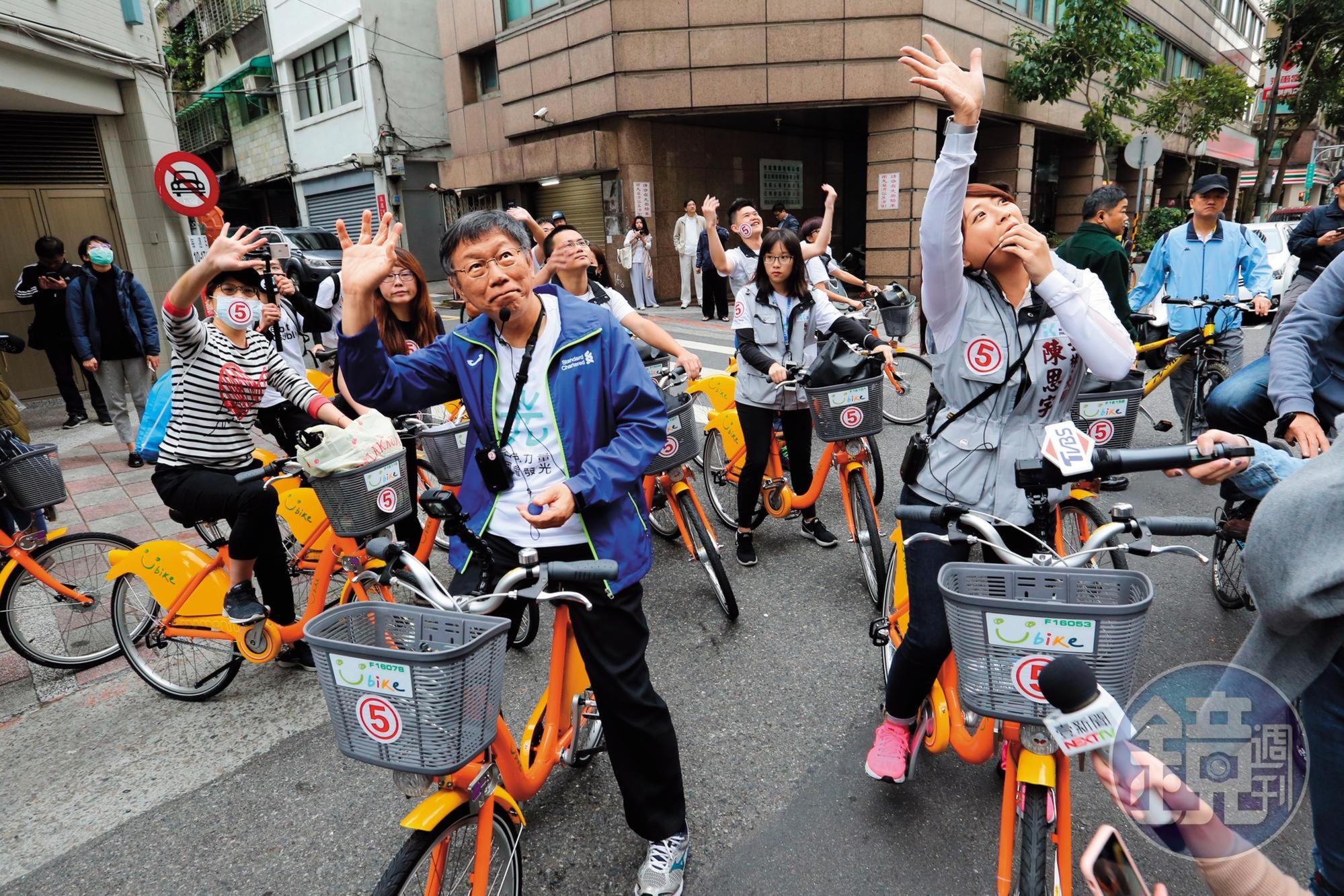台北市長柯文哲民調領先總統蔡英文和朱立倫,成為2020最大黑馬。