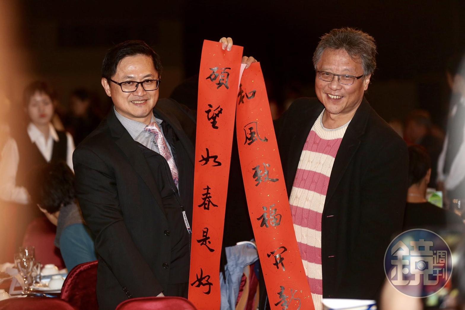 董事長童子賢（左）強調，南向基地何時有成果，就跟燉牛肉一樣，需要點時間。