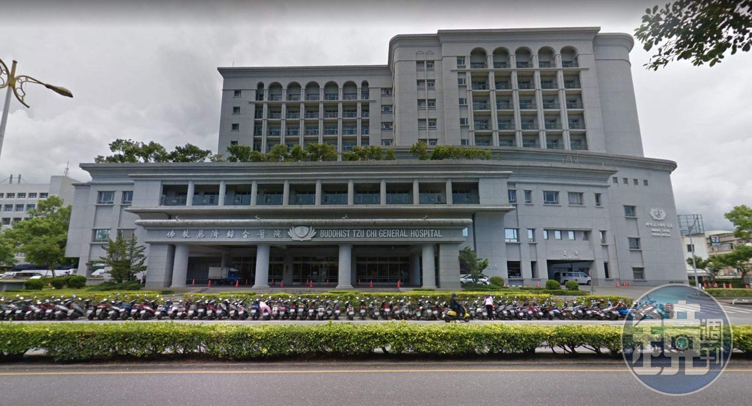 花蓮慈濟醫院再爆醫療疏失，有病患家屬在臉書指控慈濟醫院護理師，向病患施打超量的抗生素。（翻攝自Google Map）