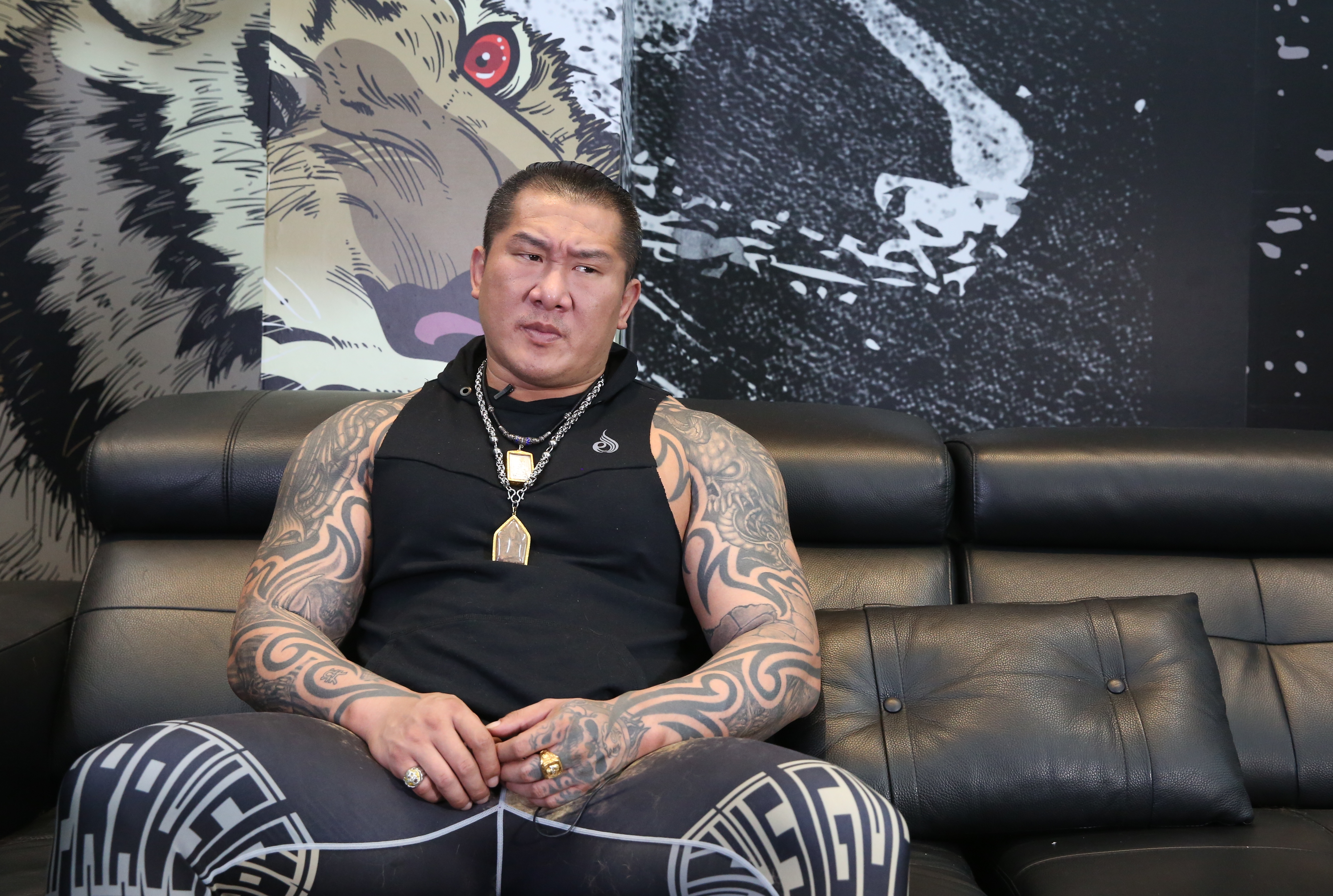 館長陳之漢選前力挺韓國瑜，近日卻因自費辦健力比賽遭高市府體育處刁難，大罵高雄局處食古不化。