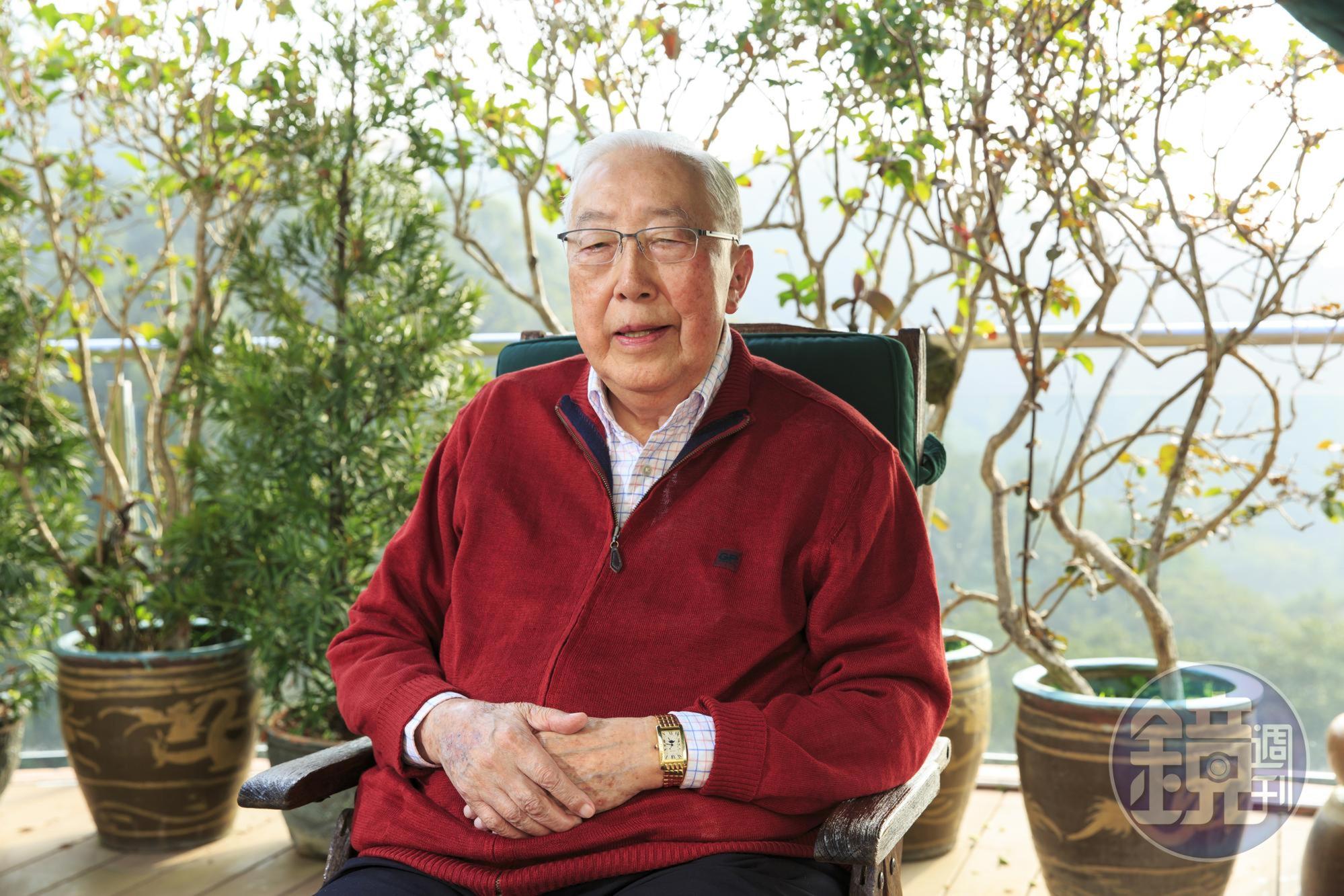 榮鴻慶全家搬遷香港後，買下重新裝修當住宅。念舊的榮鴻慶在這一住就超過70年。
