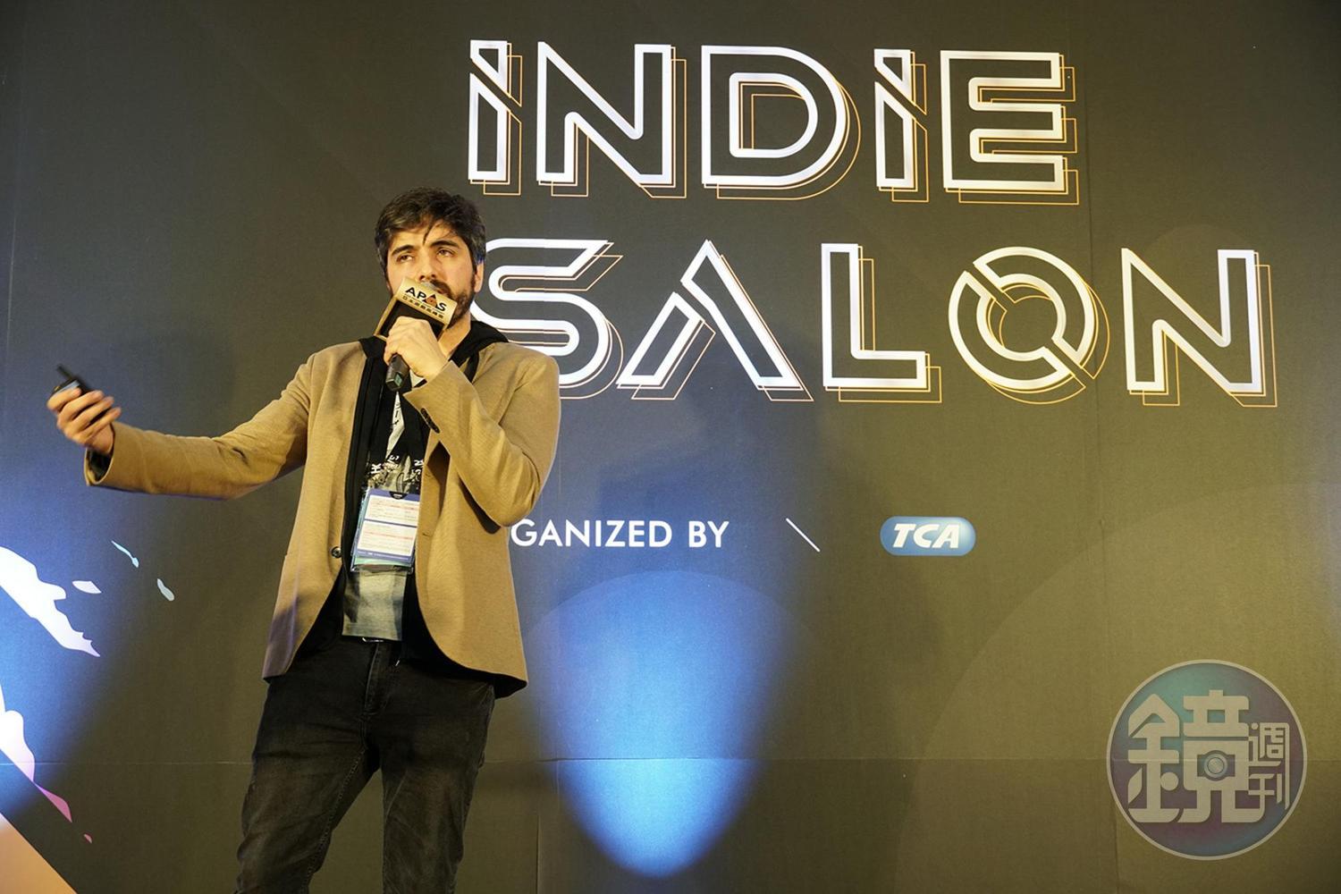 Appnormals Team共同創辦人迪亞茲在台北國際電玩展「Indie Salon」上，分享《駐留》的劇情發想。