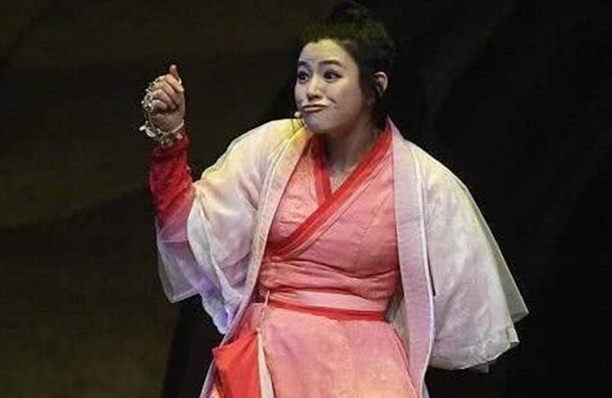 陳妍希未修圖的紫霞仙子look曝光。（翻攝新浪娛樂）