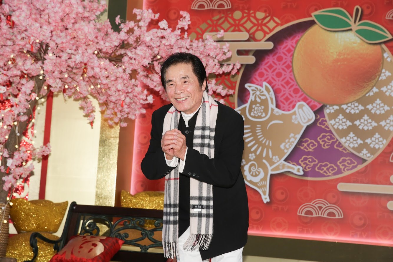 雷洪日前突發性耳嗎，現在很重視健康。