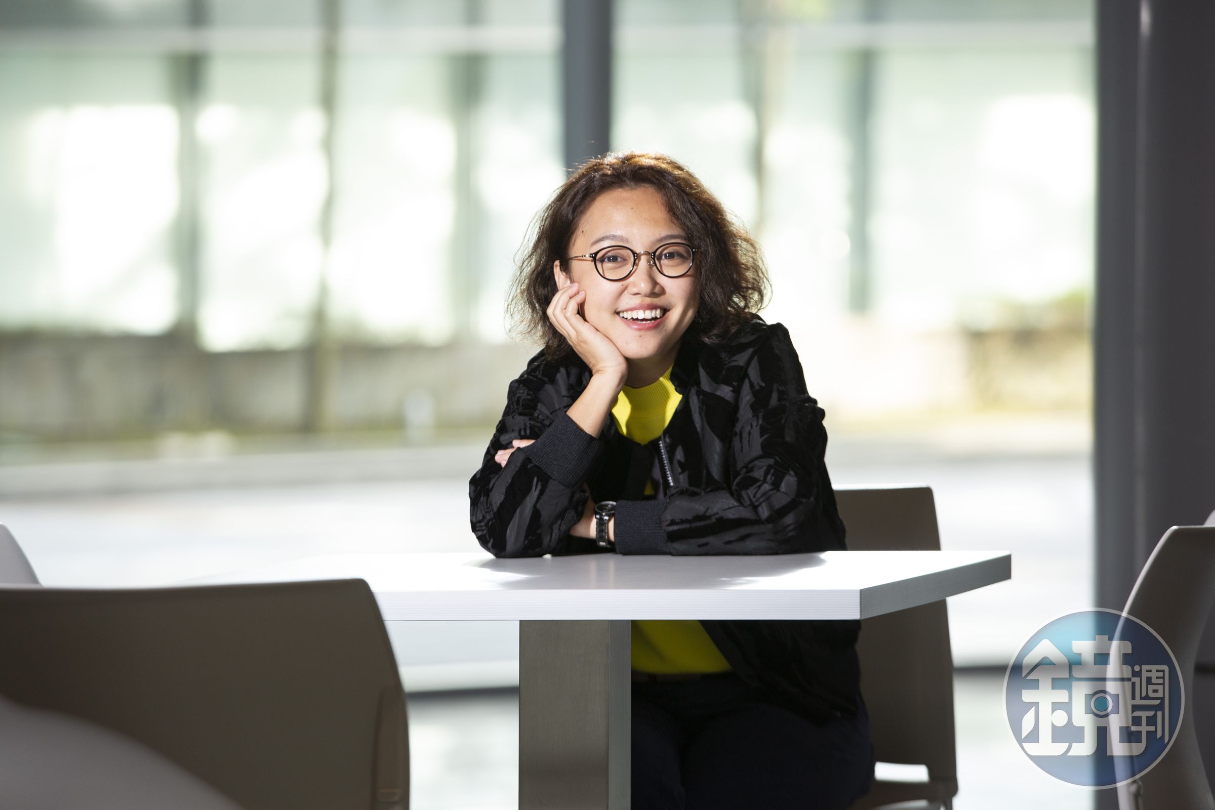 黃政嘉個性開朗，談布袋戲就開心地笑聊不停。