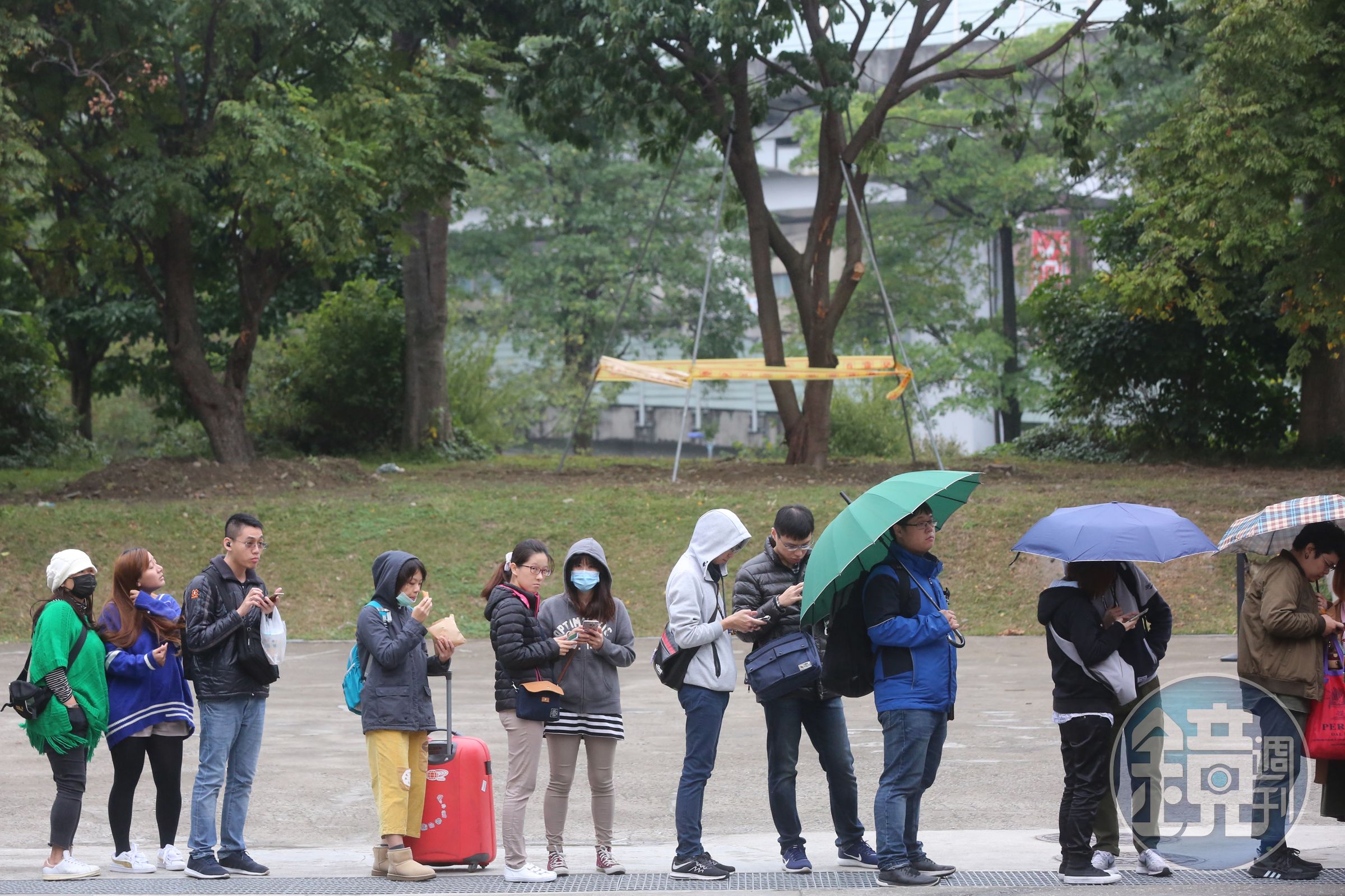 今（1日）受到大陸冷氣團影響，北部、東北部天氣偏冷，民眾要多加衣物注意保暖。