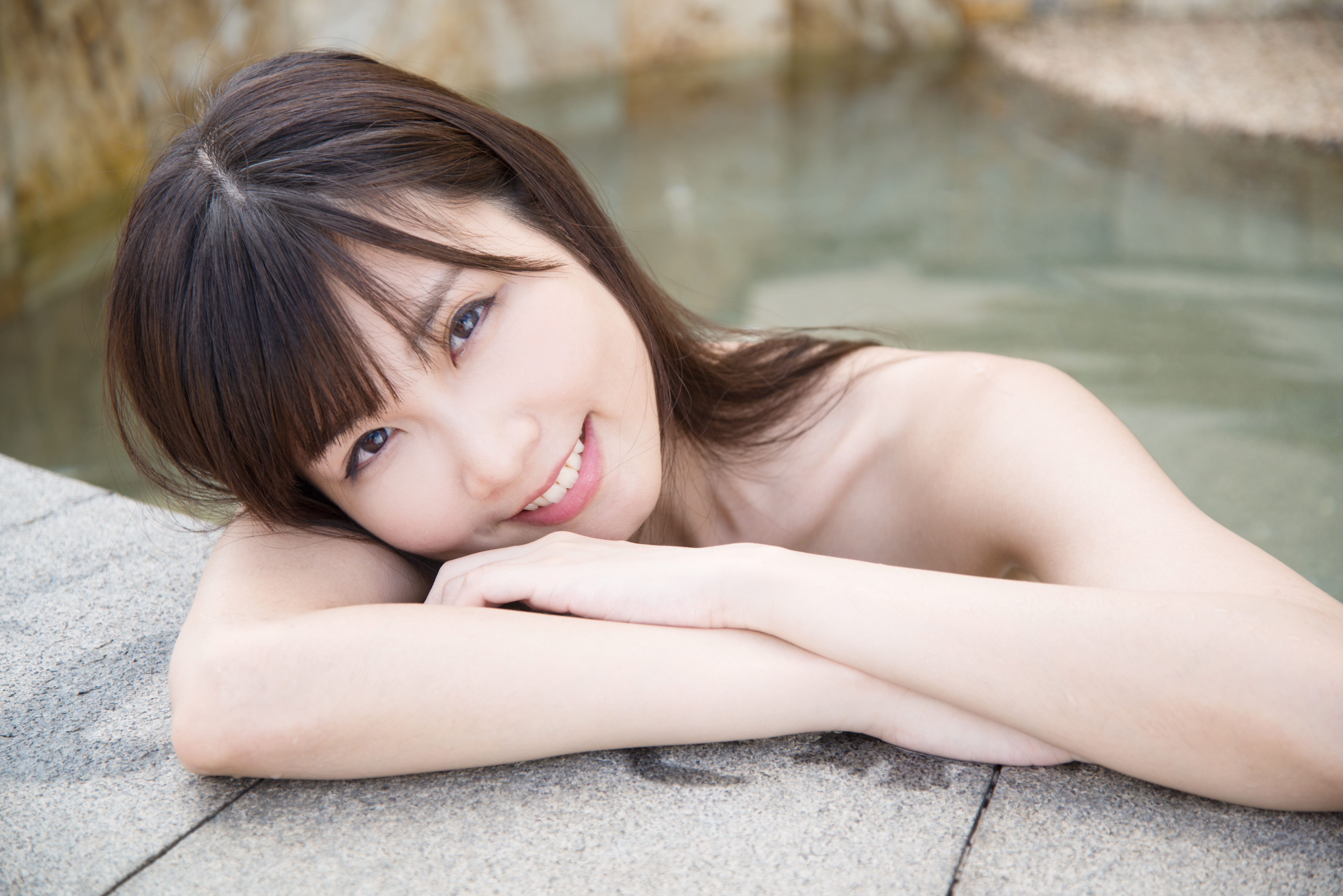 張小筑推出《Chu一個吧！》寫真書，一推出就立即攻佔博客來排行版第一名。（尖端出版）