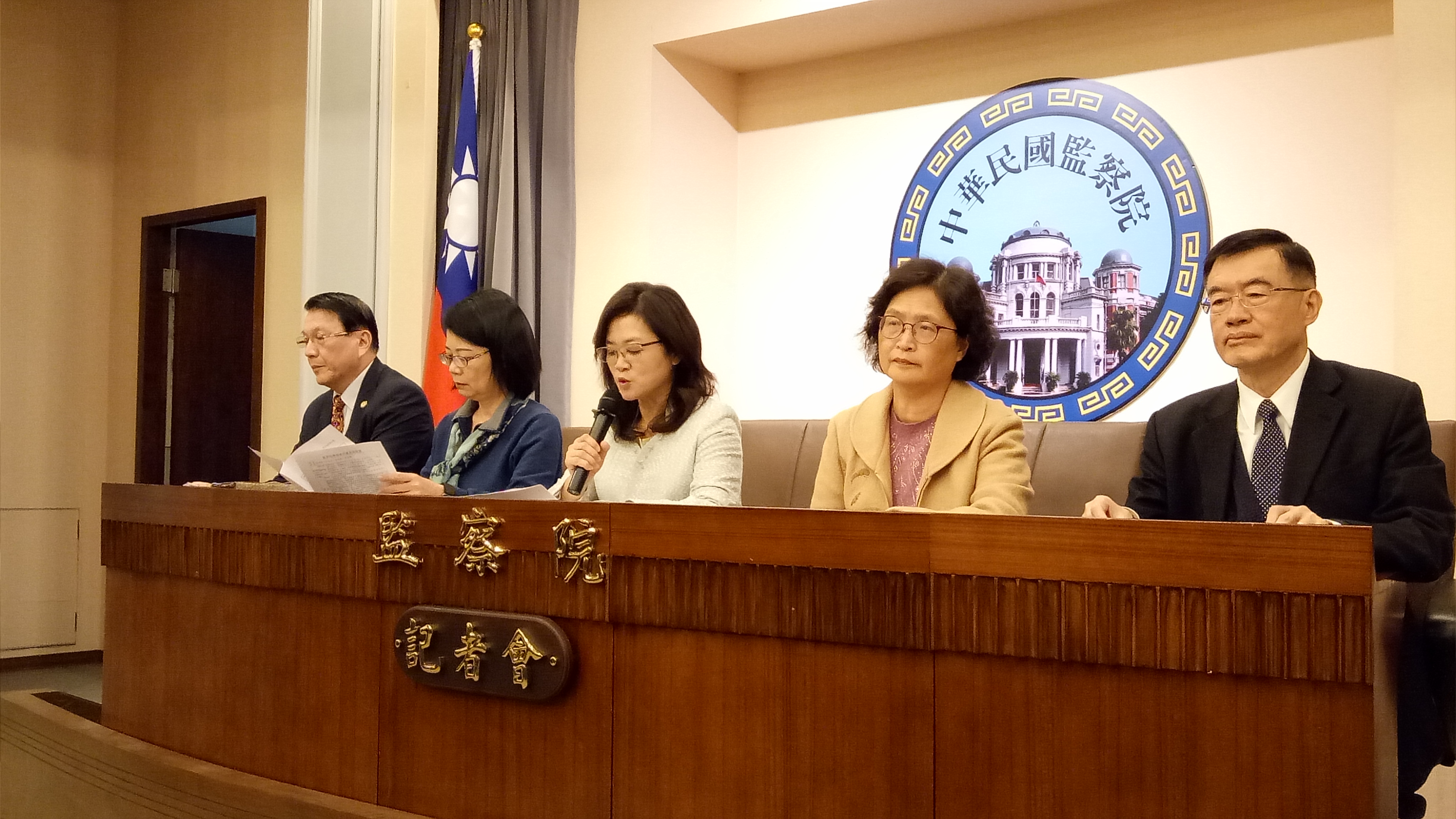 監察院今彈劾海軍前司令陳永康、前副司令蒲澤春、高雄市前海洋局長王端仁以及農委會漁業署研究員陳文深4人。