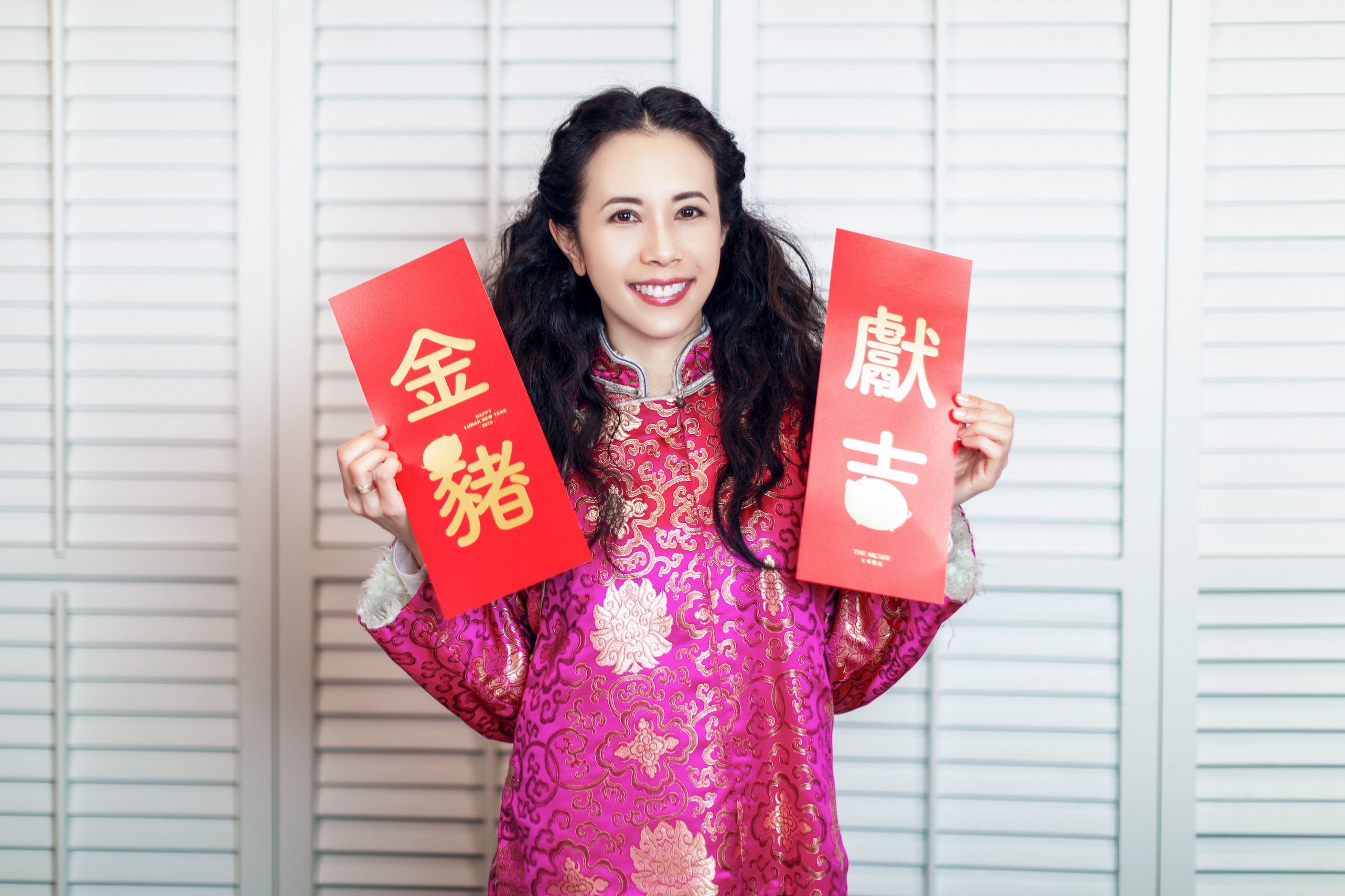 莫文蔚感謝粉絲的支持,讓她在2018年有耀眼的成績,祝福大家新年快樂。(索尼音樂提供)