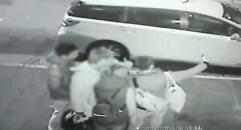 沈姓男子等人正在自拍，隨後引發大亂鬥。（警方提供）