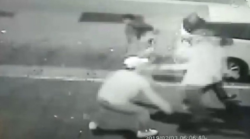 譚派人馬與沈派人馬發生衝突，打成一團。（警方提供）