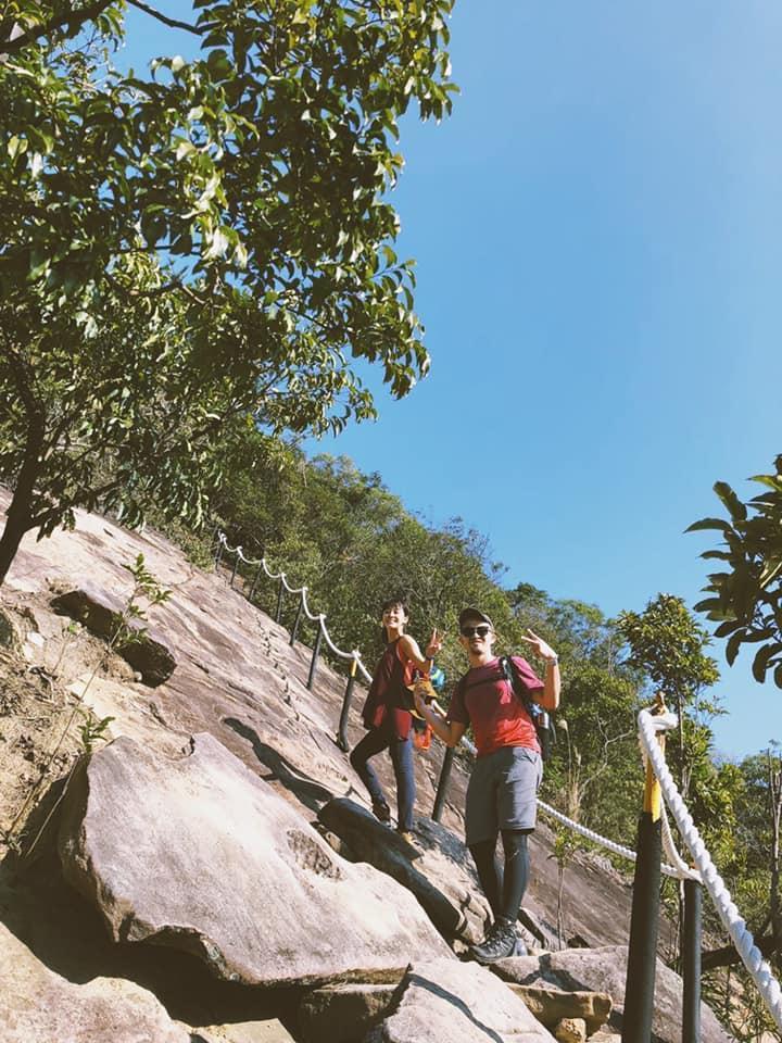 懷孕期間,陳意涵仍照常爬山。(翻攝自陳意涵臉書)