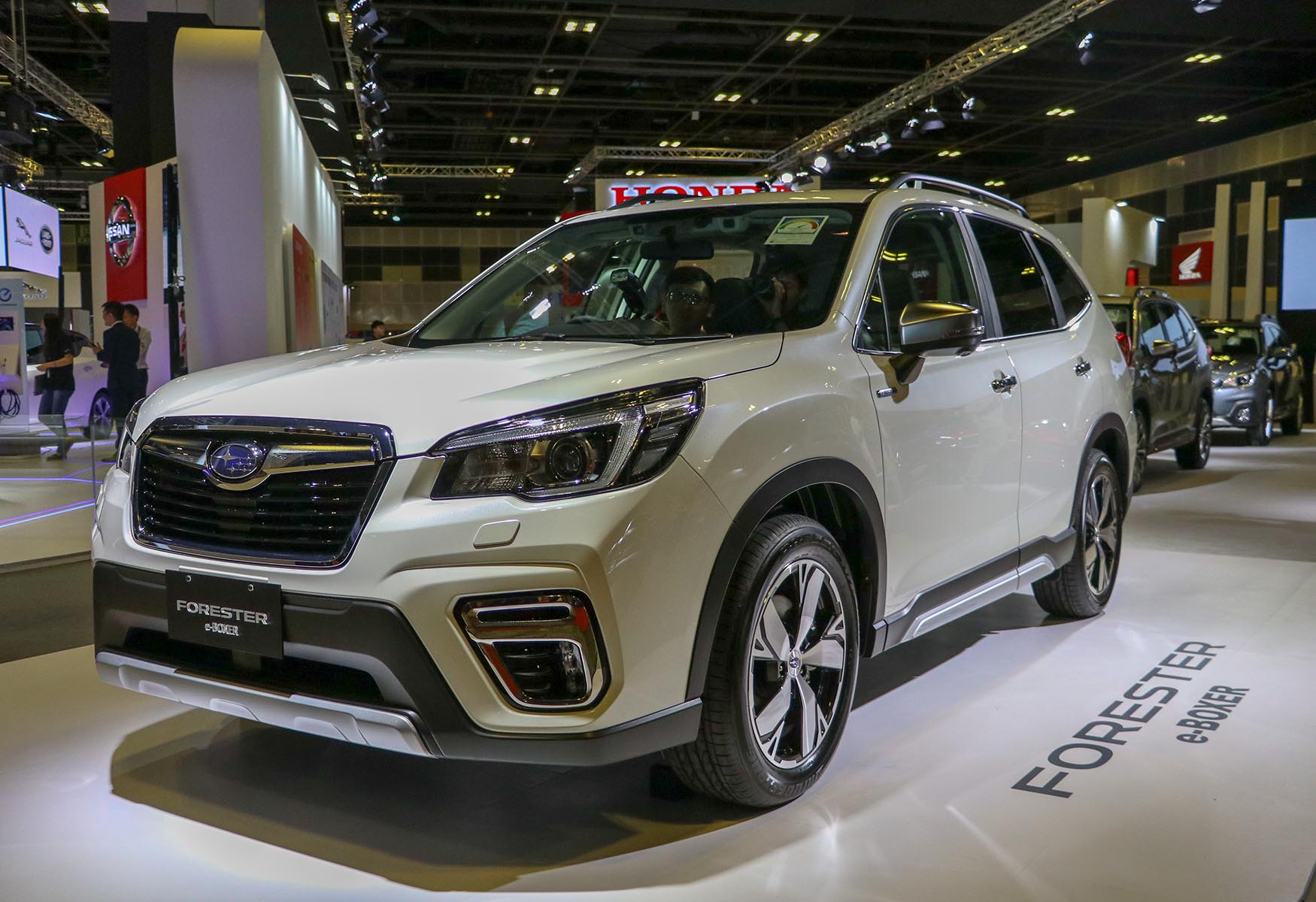 【新加坡車展01】　SUBARU FORESTER e-BOXER直擊