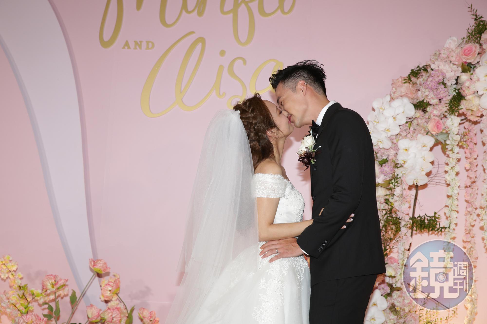 愛紗與周洺甫2016年結婚,當時兩人愛得甜蜜羨煞眾人,沒想到仍是離婚收場。(攝影組)