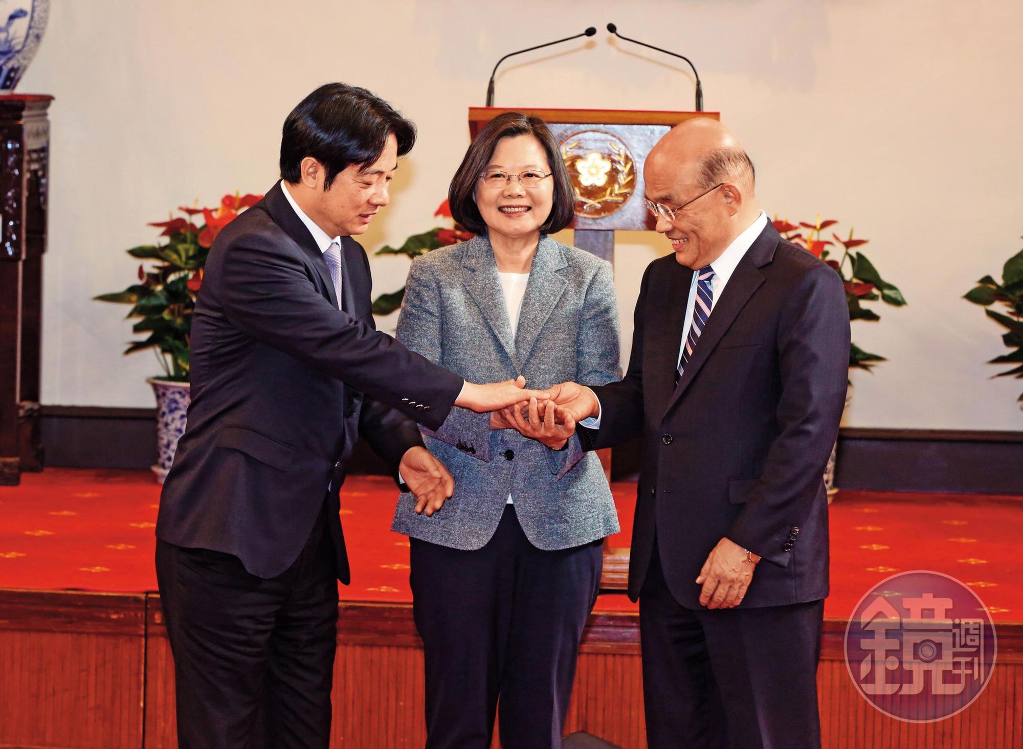 蔡英文(中)總統回應習近平,不接受九二共識,不接受一國兩制。